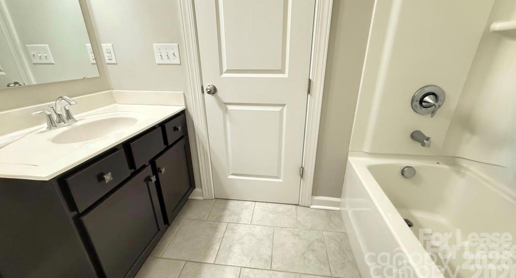 3205 Shamrock Drive Property Photo 8