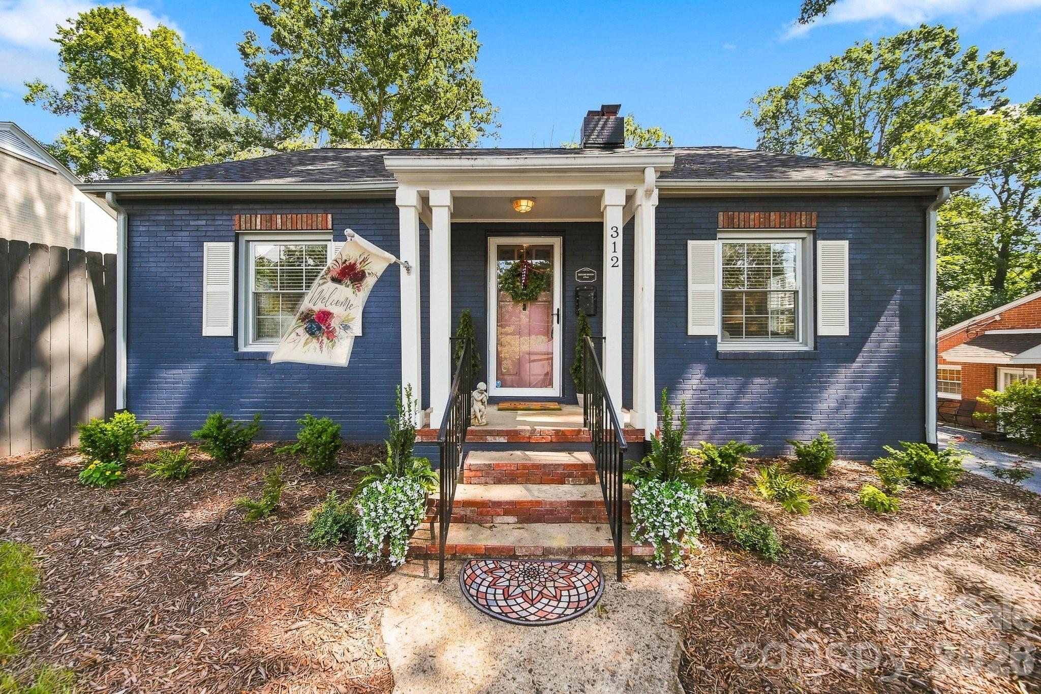 312 Sharon Avenue Property Photo 1