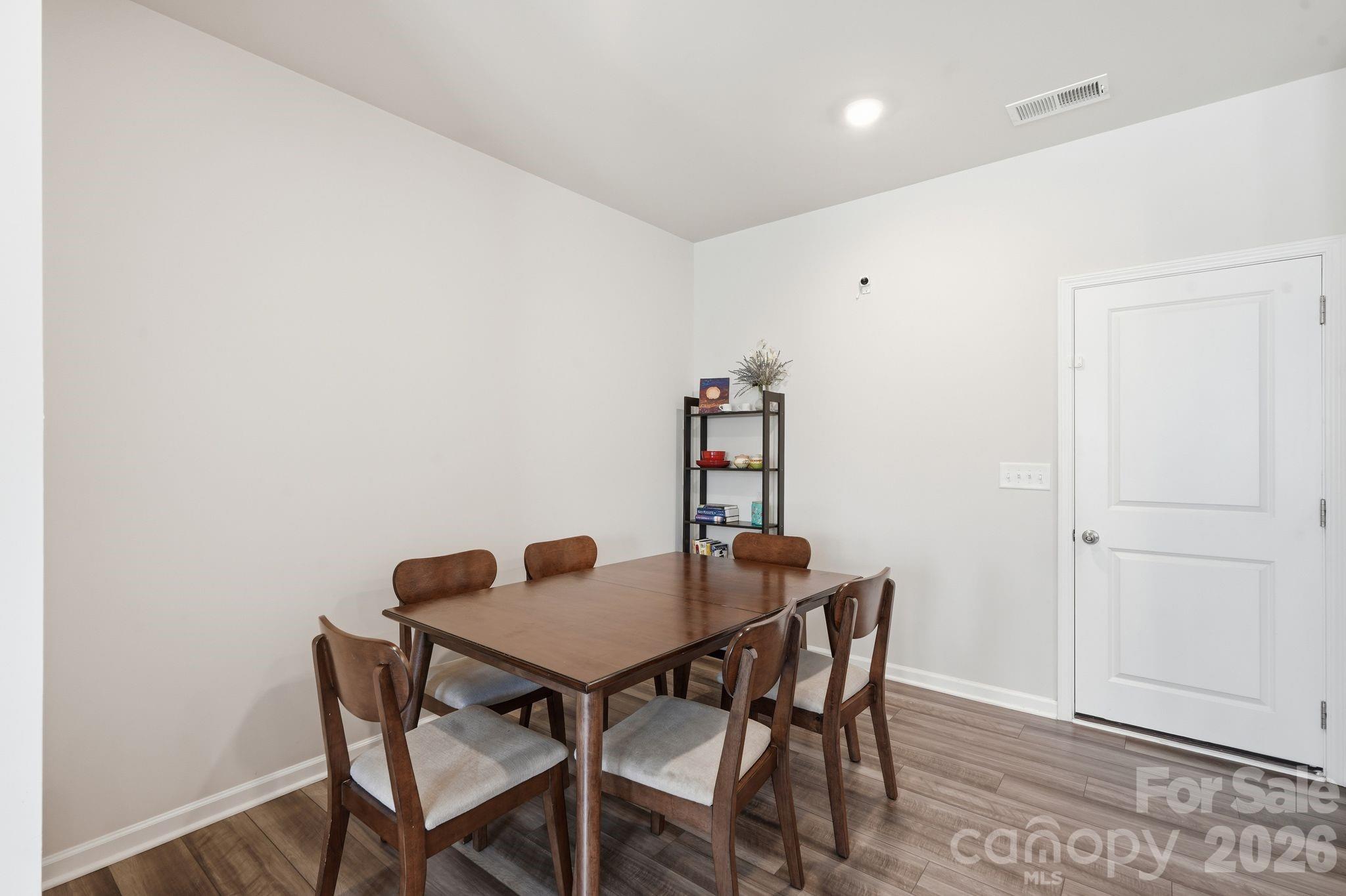 9709 Inkberry Drive Property Photo 10