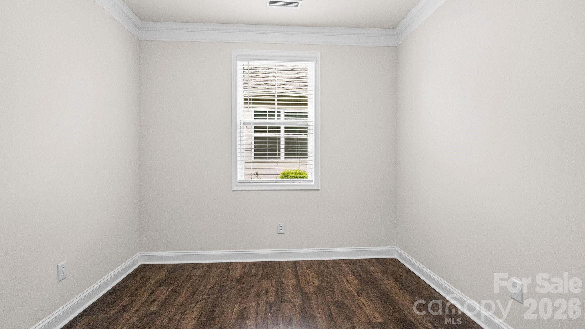1615 Sweetmoss Loop Property Photo 6