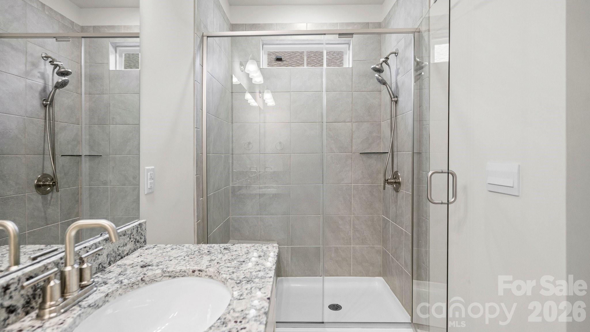 1615 Sweetmoss Loop Property Photo 21