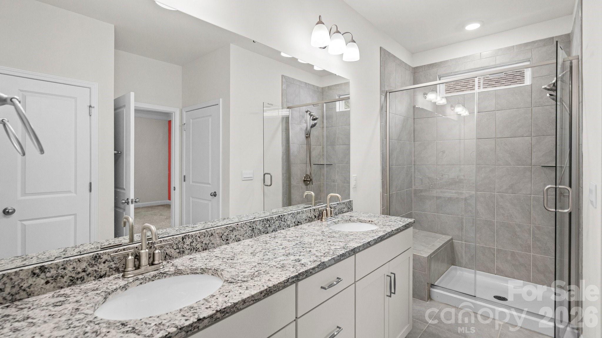 1615 Sweetmoss Loop Property Photo 22