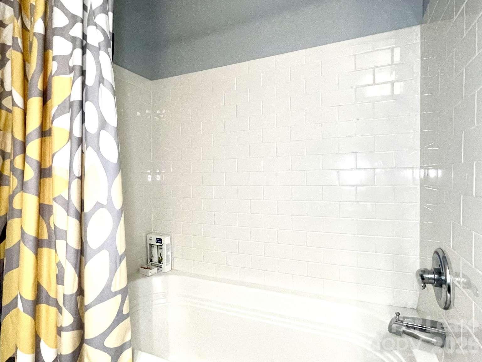 300 W 5th Street 546 Property Photo 12