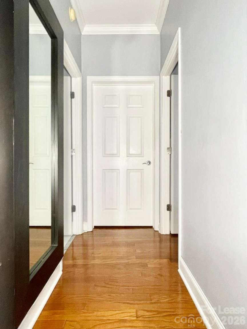 300 W 5th Street 546 Property Photo 15