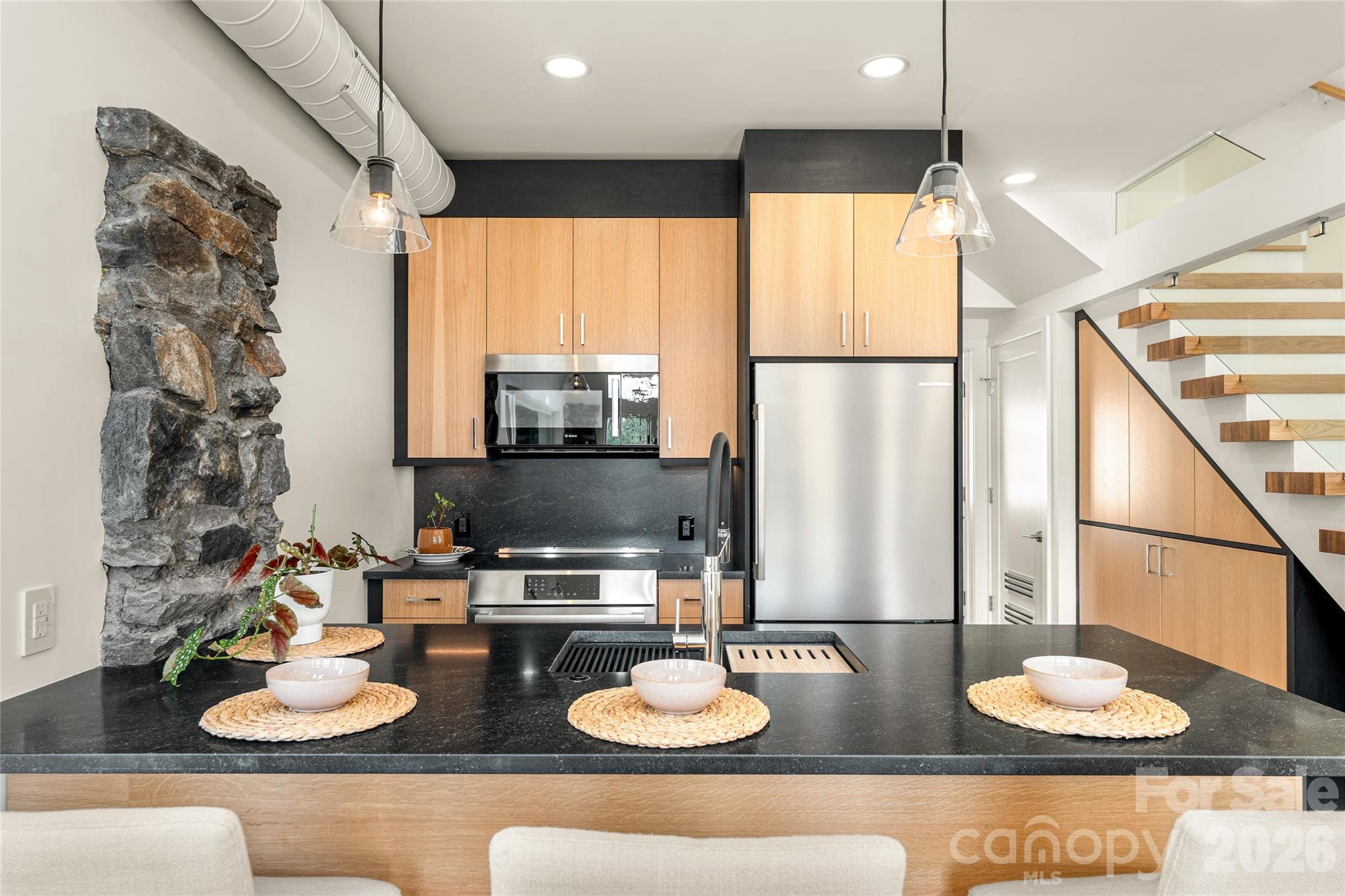 4 Roberts Street Property Photo 7