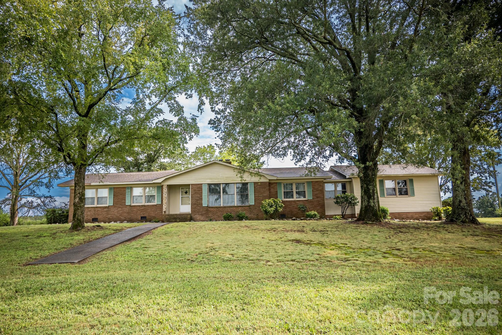5522 Gilboa Road Property Photo 1