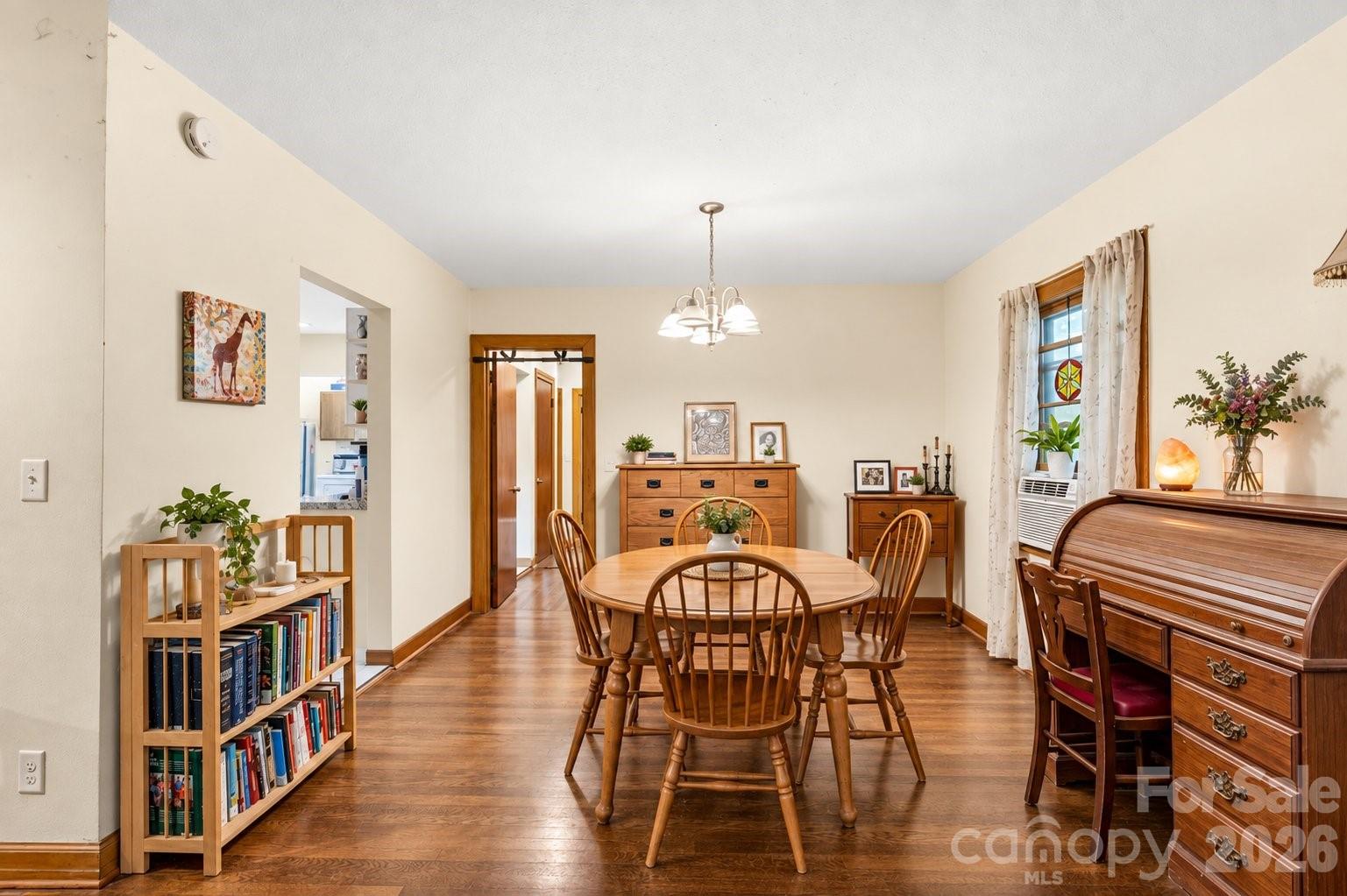 529 Alta Vista Drive Property Photo 5