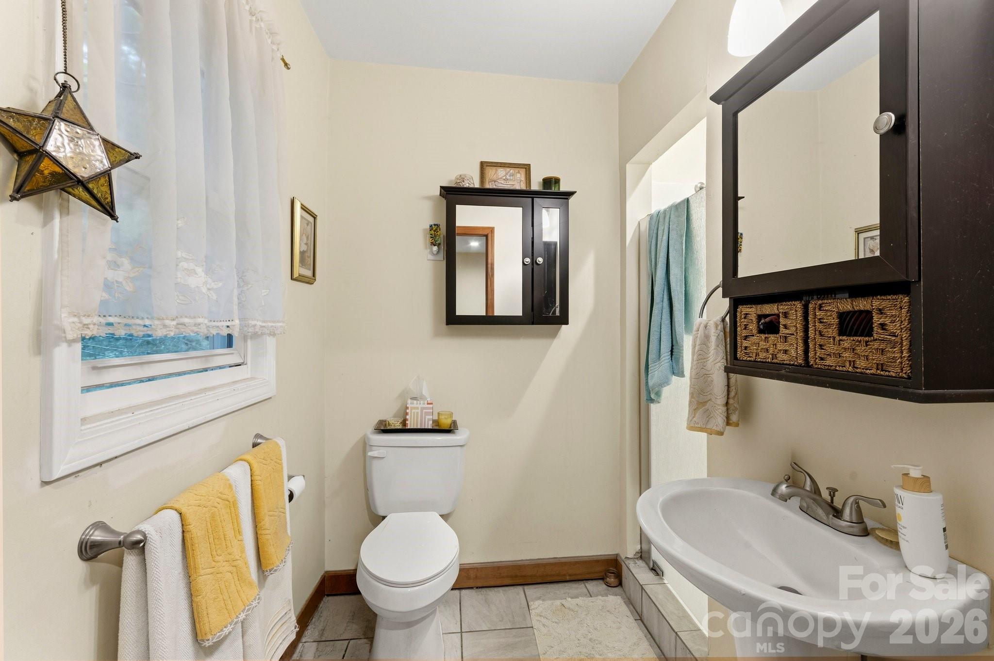 529 Alta Vista Drive Property Photo 10