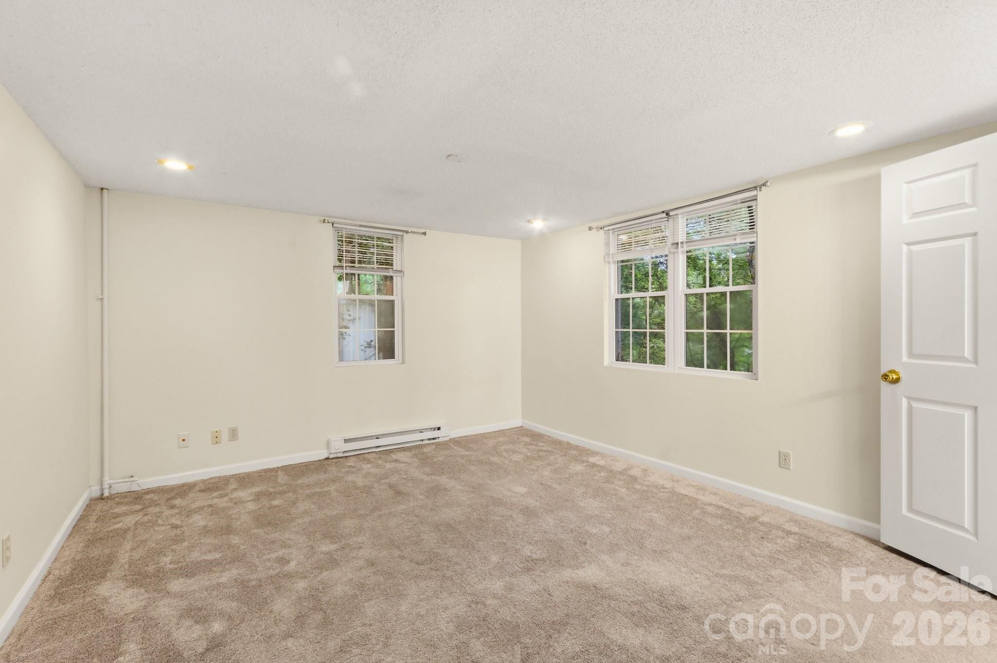 529 Alta Vista Drive Property Photo 24