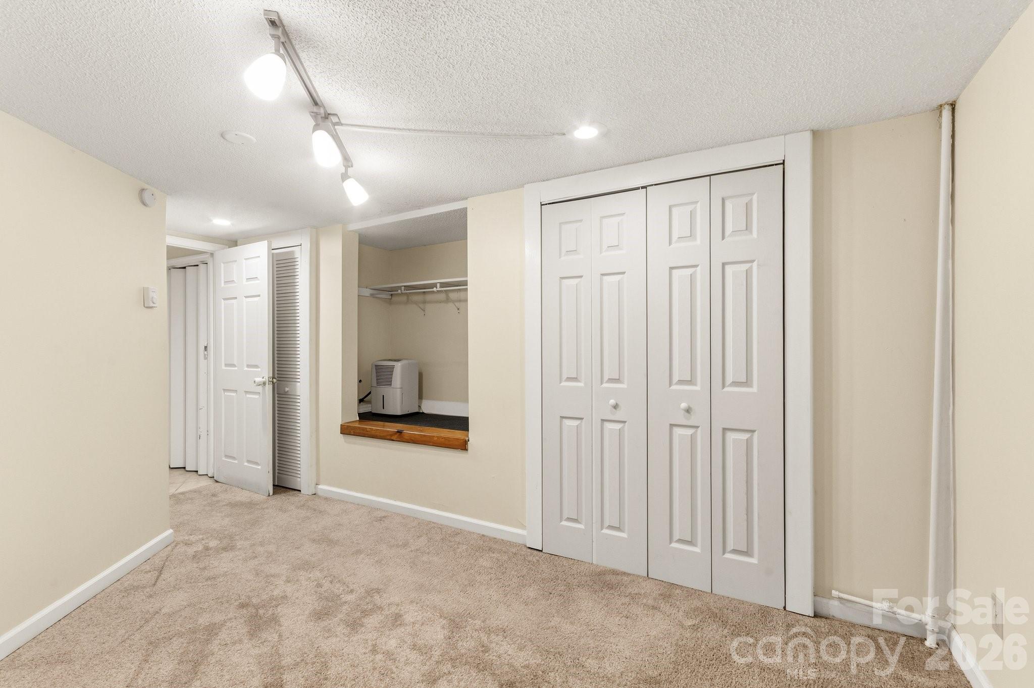 529 Alta Vista Drive Property Photo 29