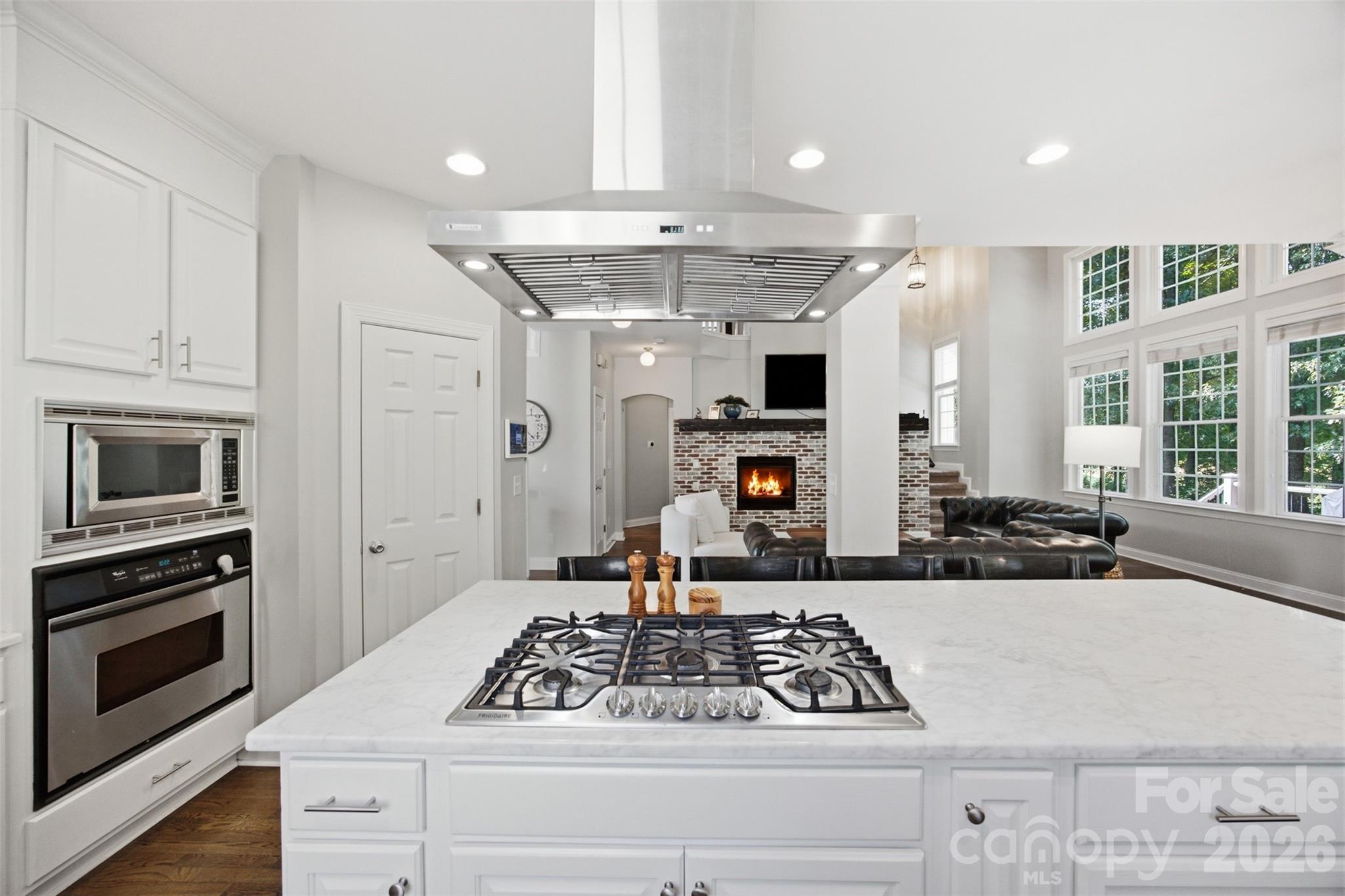 10104 Devonshire Drive Property Photo 17
