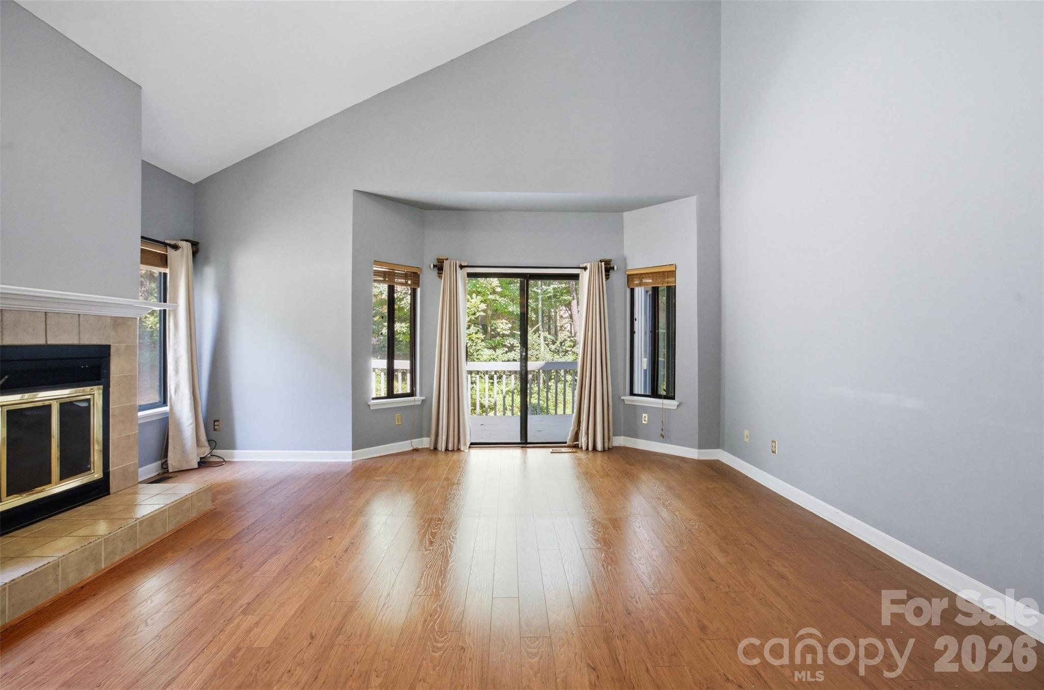 13432 Windward Cove Property Photo 5