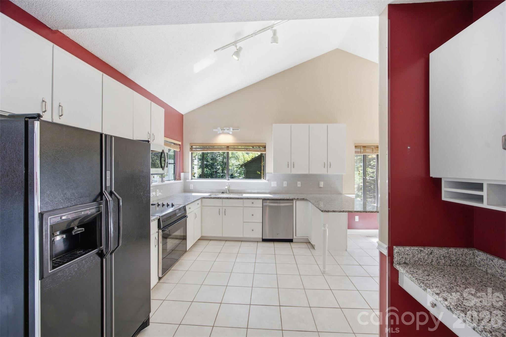 13432 Windward Cove Property Photo 11