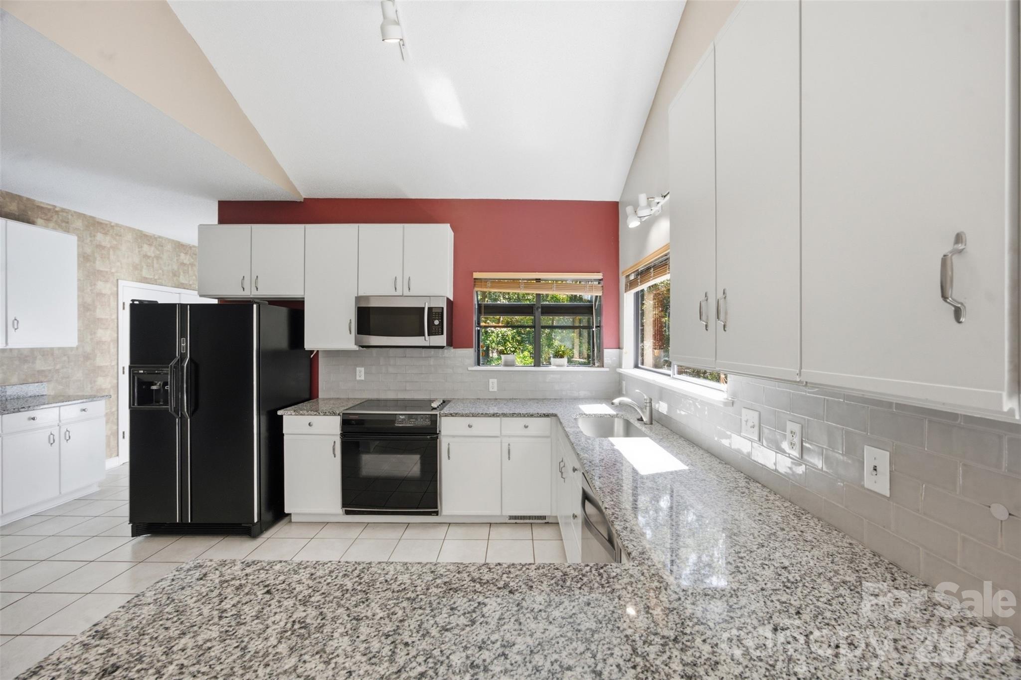 13432 Windward Cove Property Photo 14