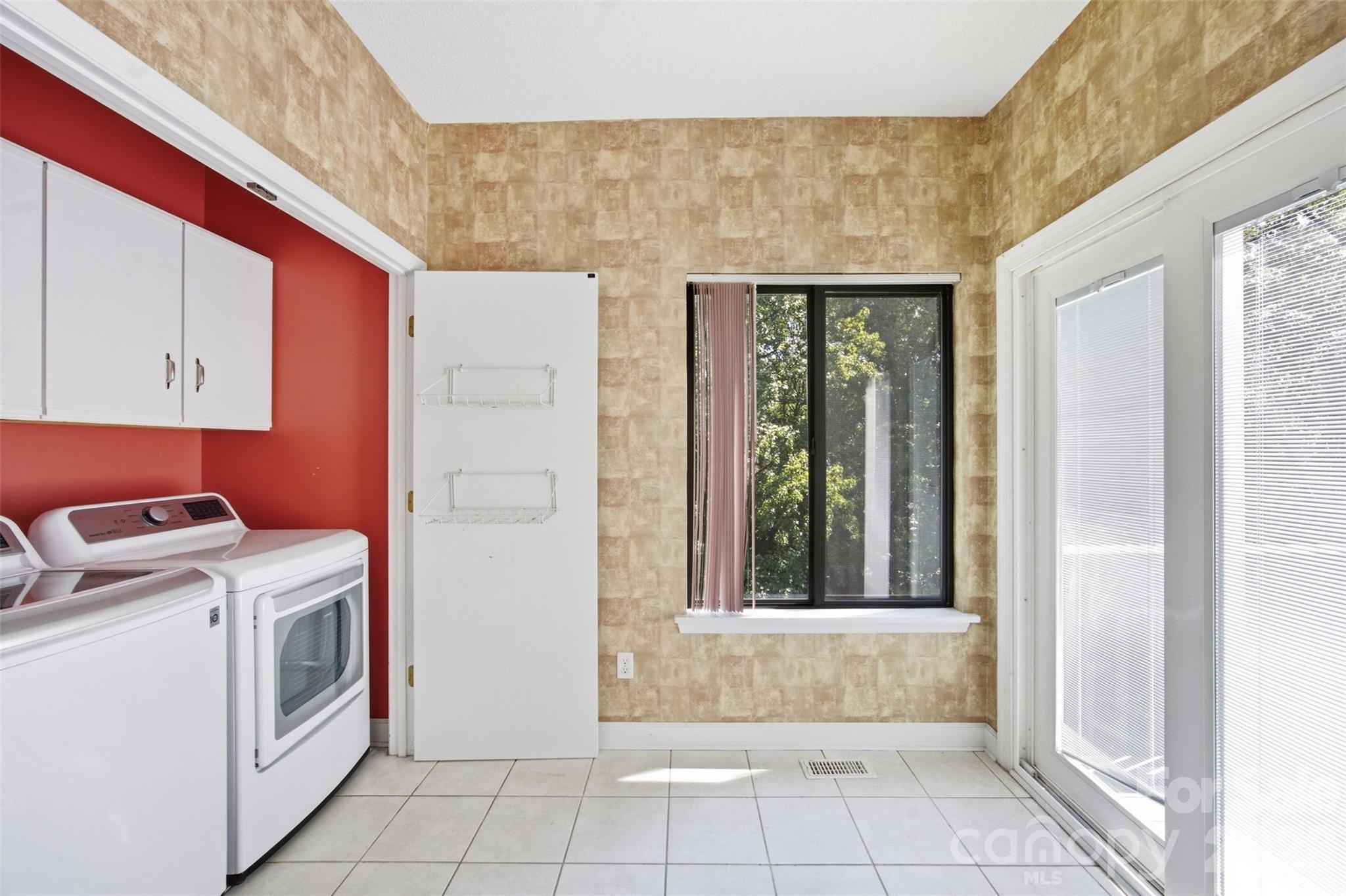 13432 Windward Cove Property Photo 19