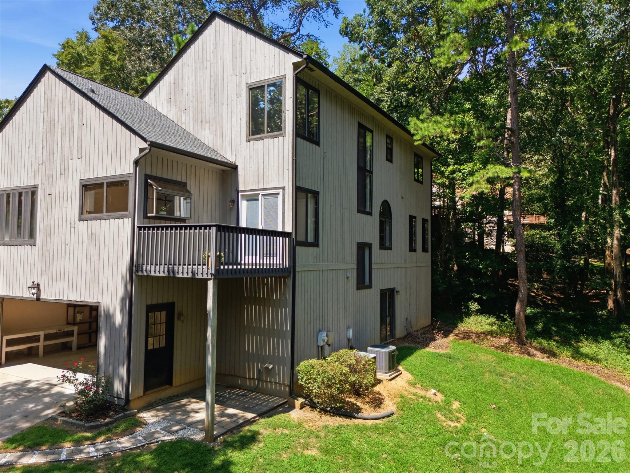 13432 Windward Cove Property Photo 39