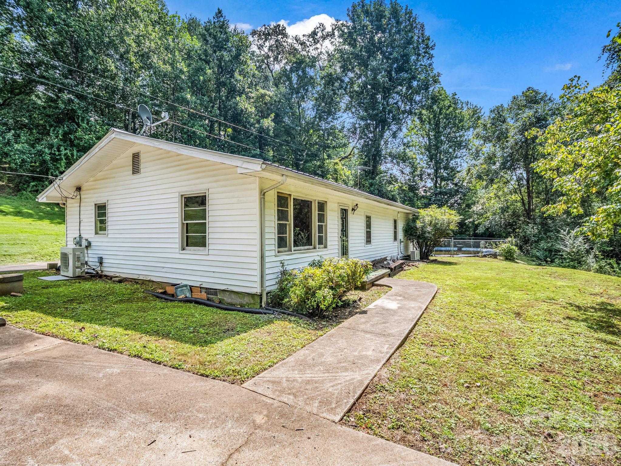 2957 Nc Highway 226 Highway Property Photo 3