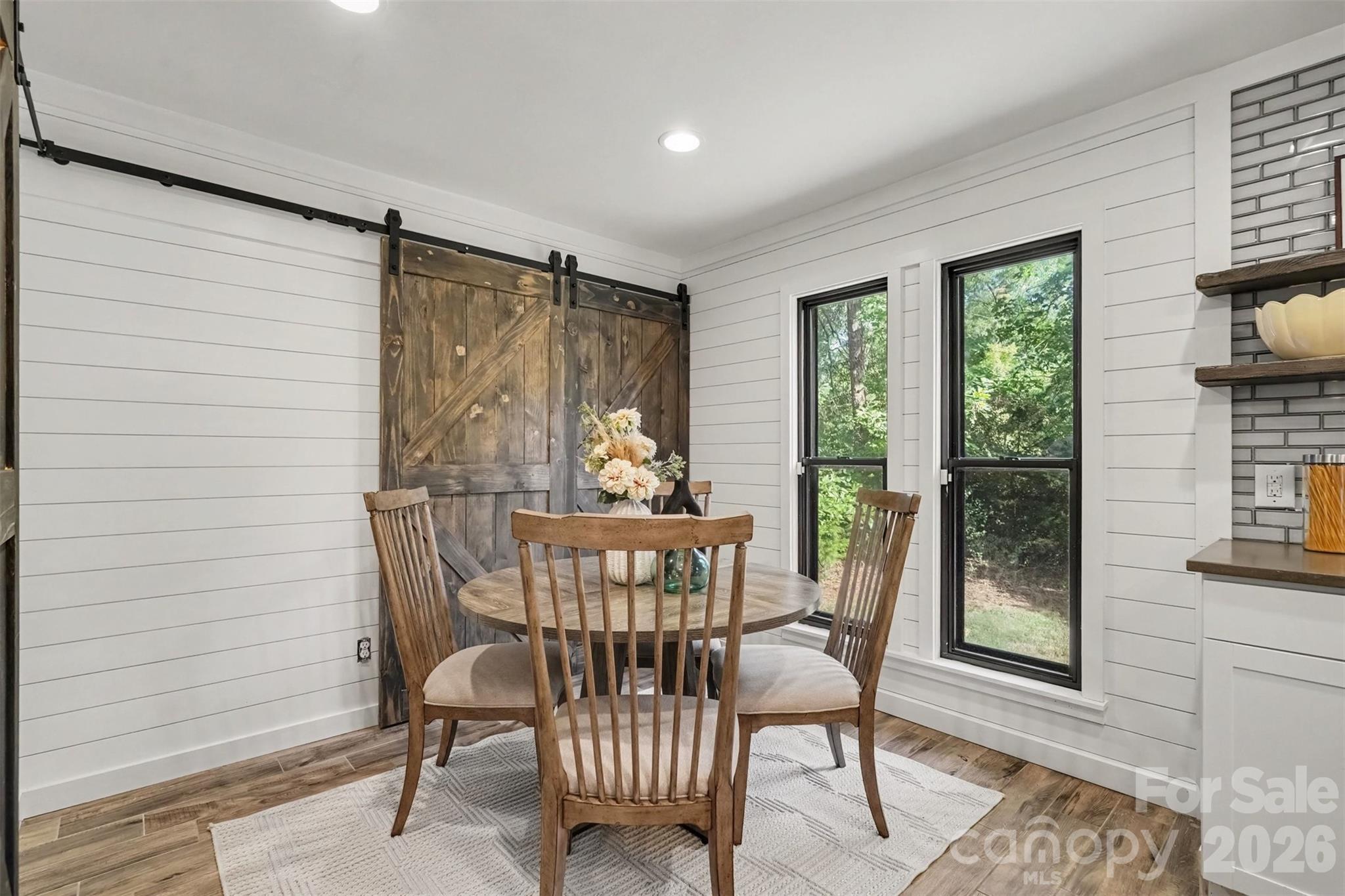 9620 Fir Knoll Road Property Photo 10