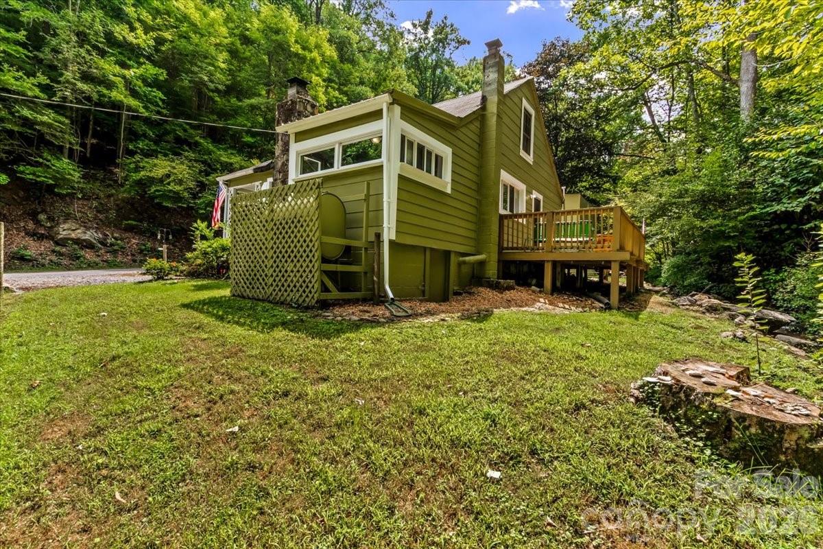 92 Silas Branch Road Property Photo 5