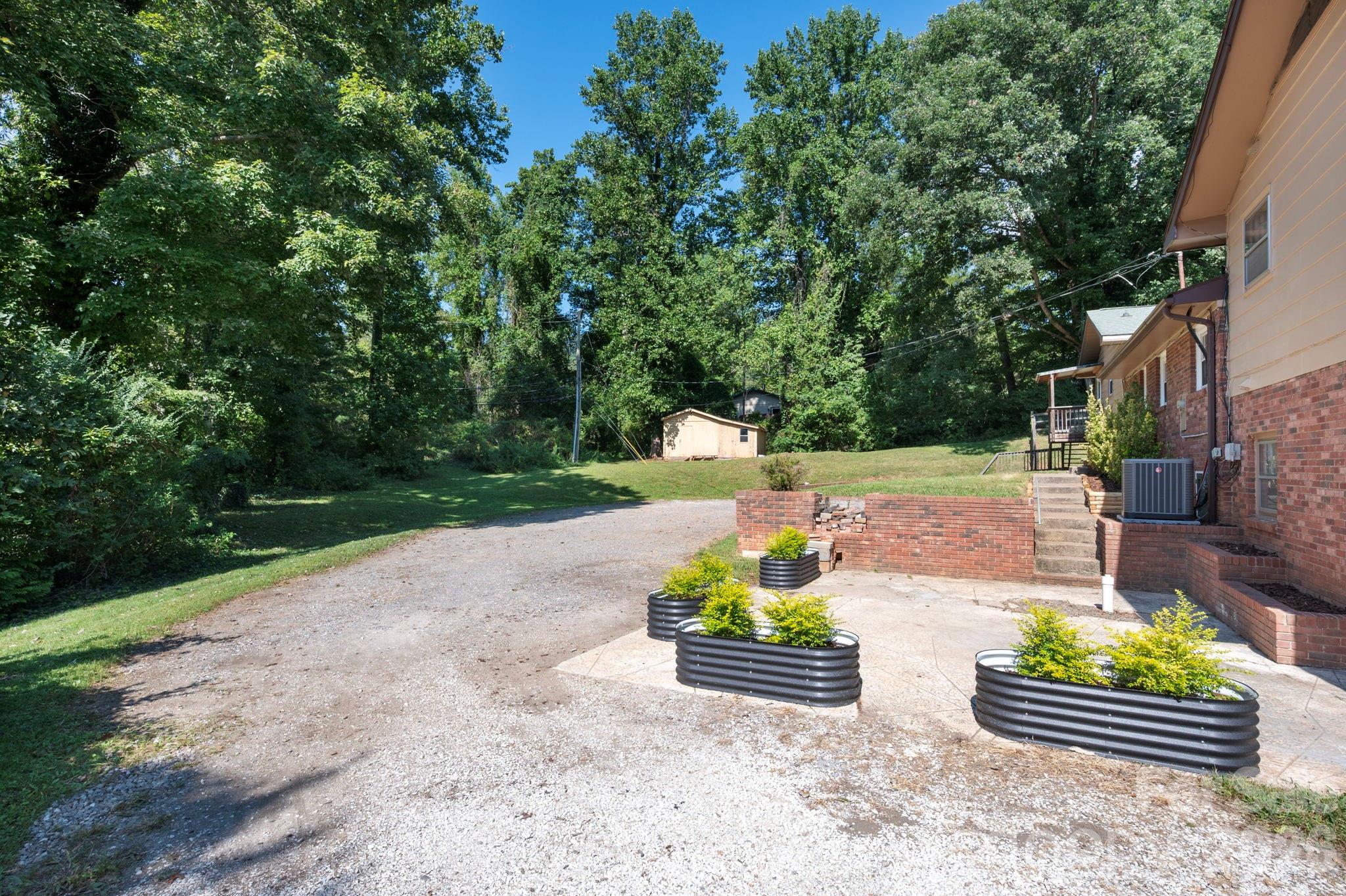 2 Independence Boulevard Property Photo 34