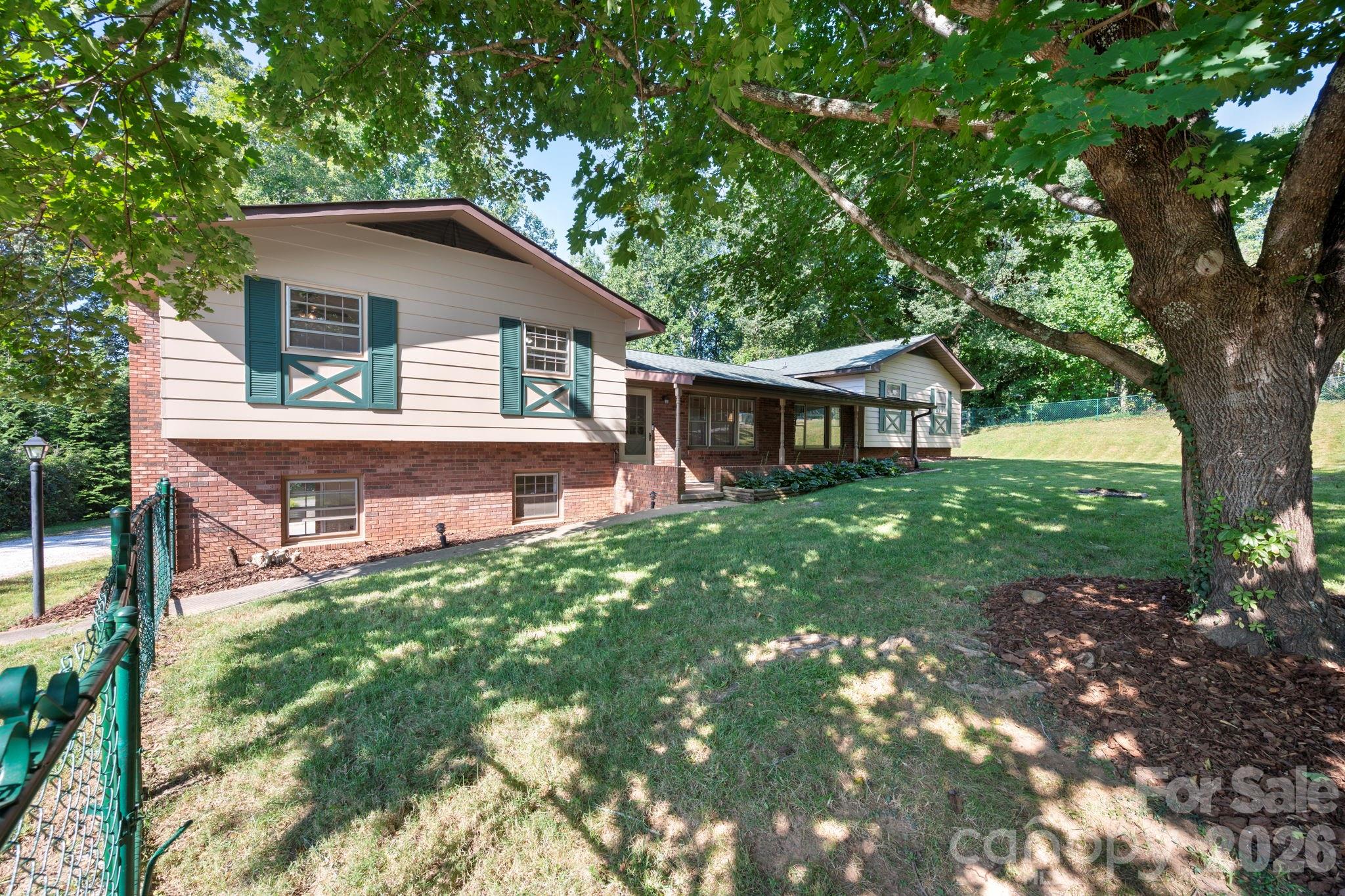 2 Independence Boulevard Property Photo 36