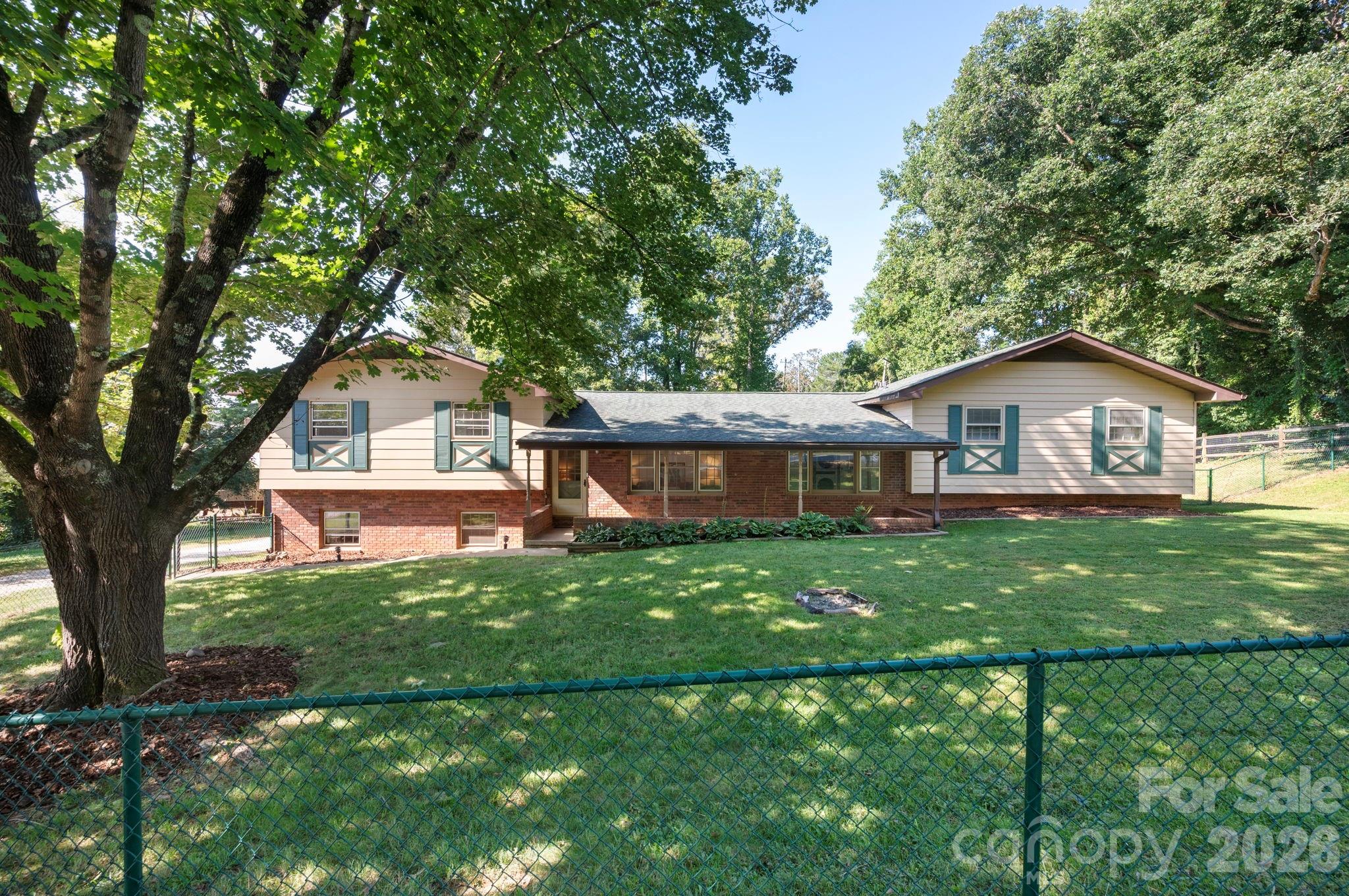 2 Independence Boulevard Property Photo 37