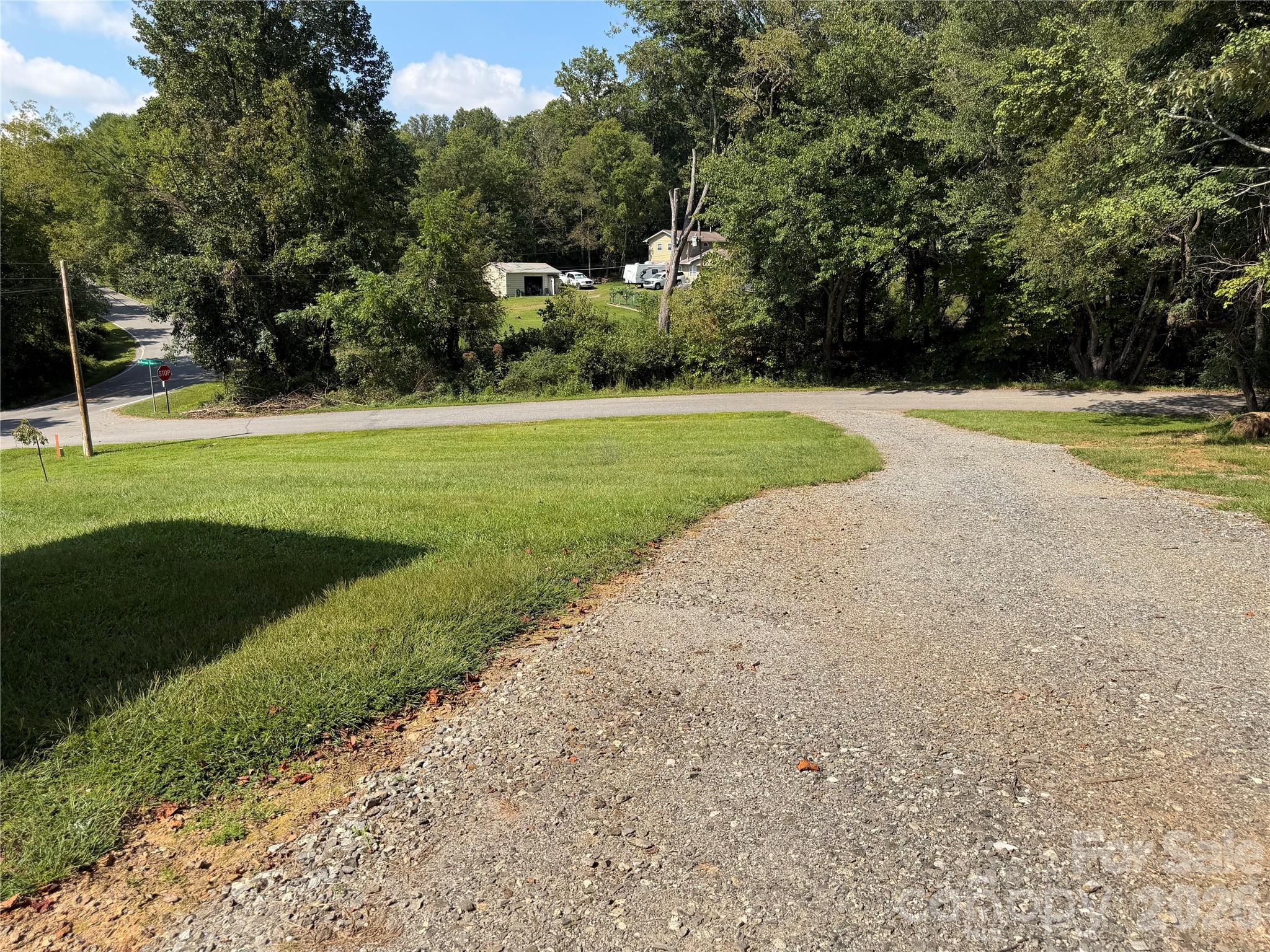1124 Mcdonald Road Property Photo 4