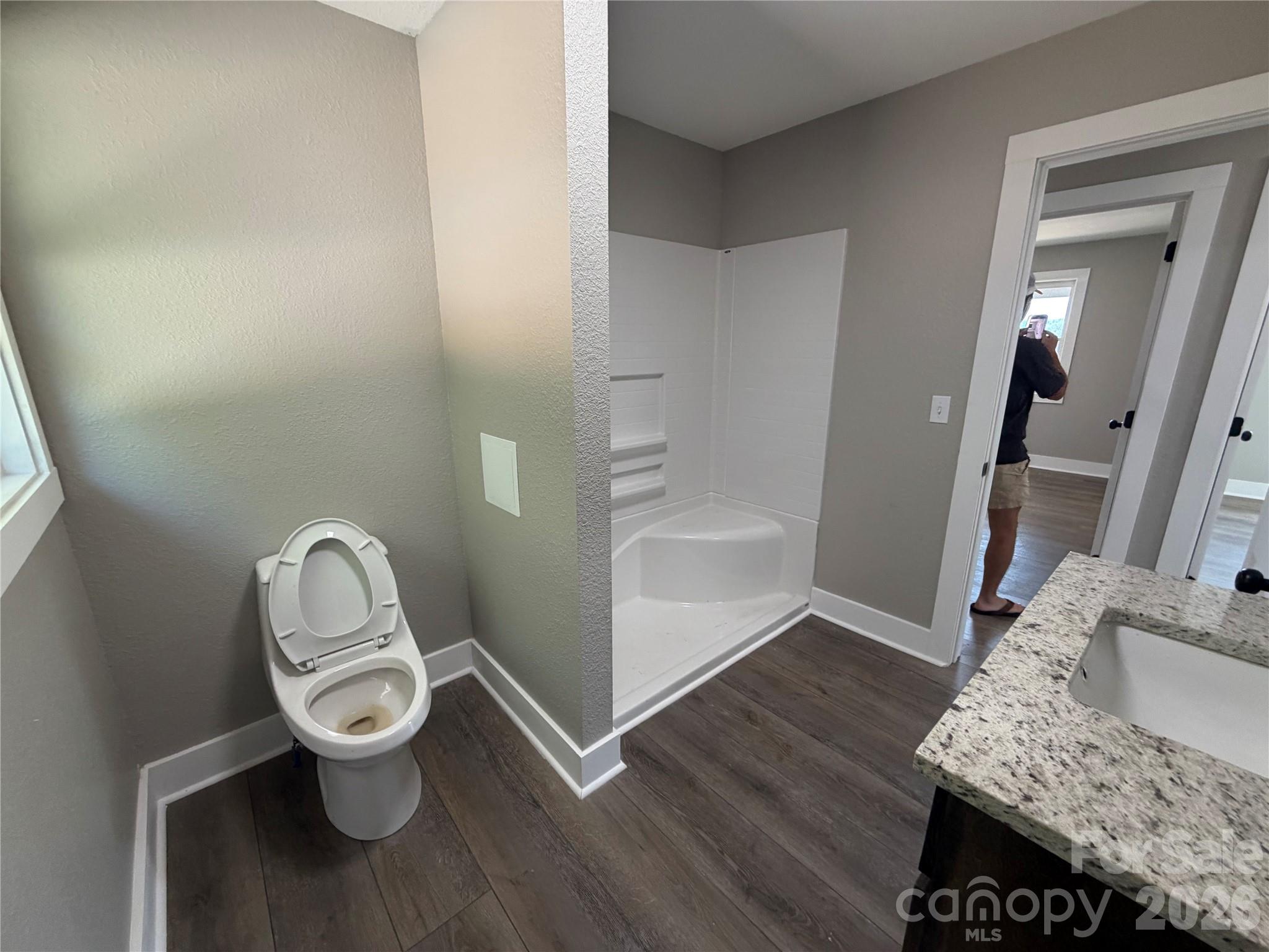 1124 Mcdonald Road Property Photo 8