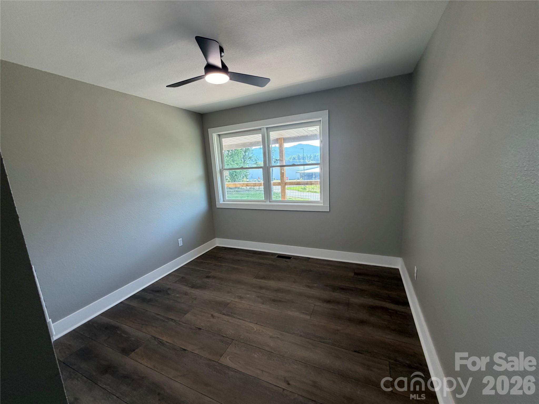 1124 Mcdonald Road Property Photo 9