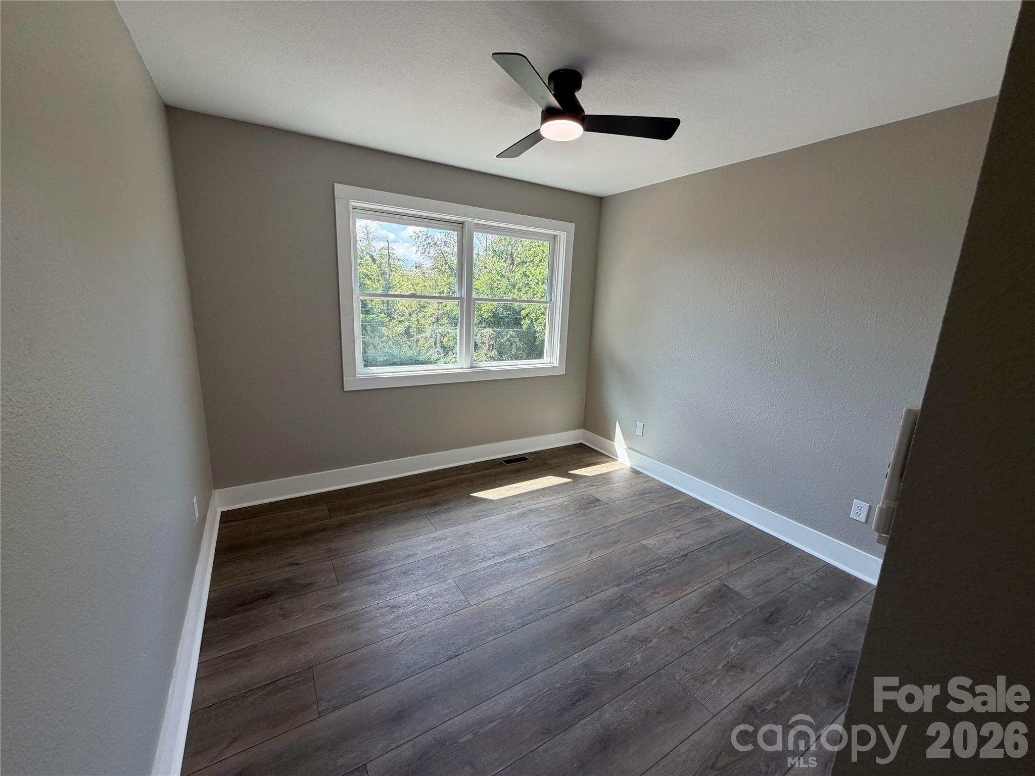 1124 Mcdonald Road Property Photo 12