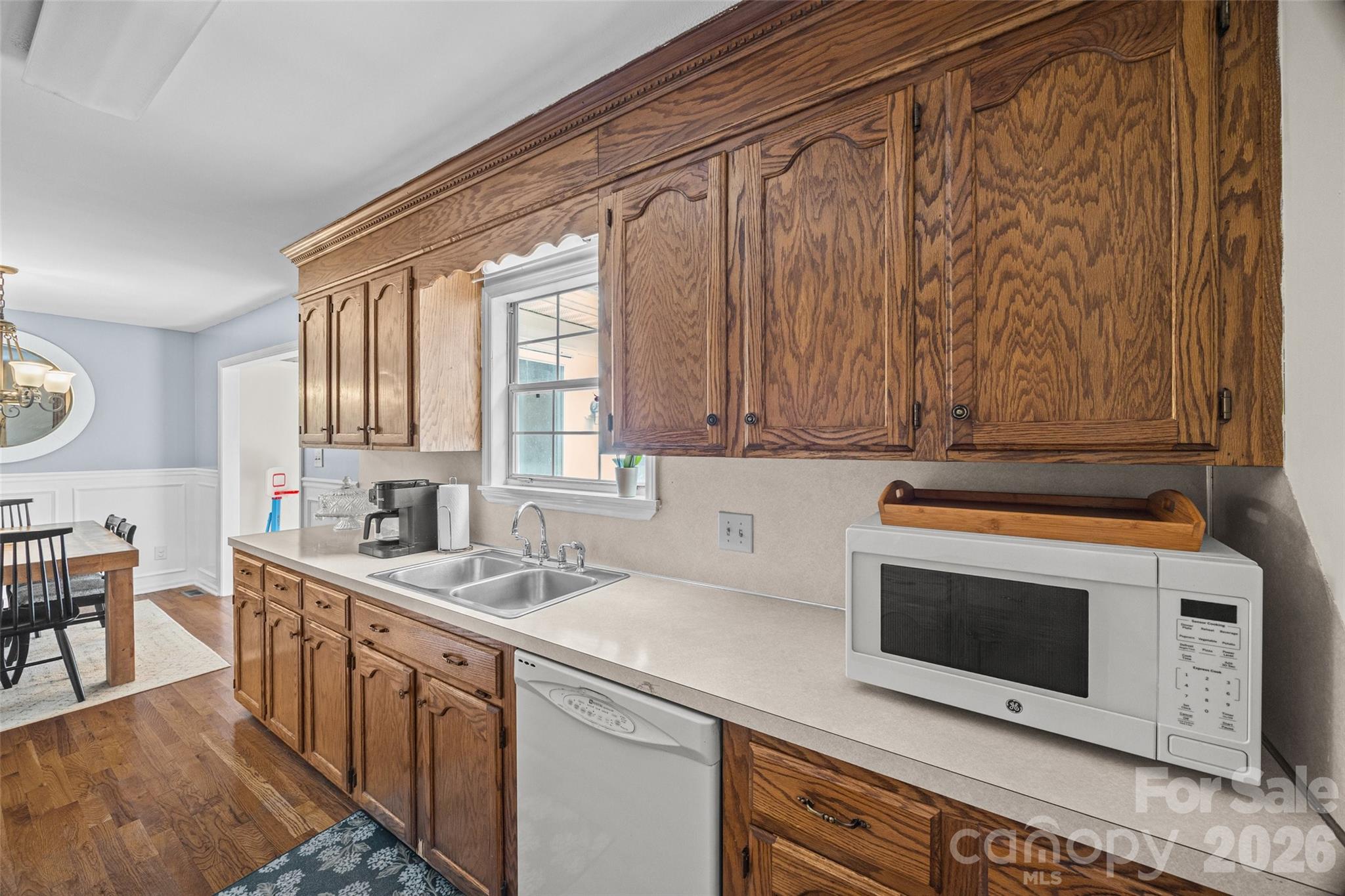 1670 Midbrook Drive Property Photo 14