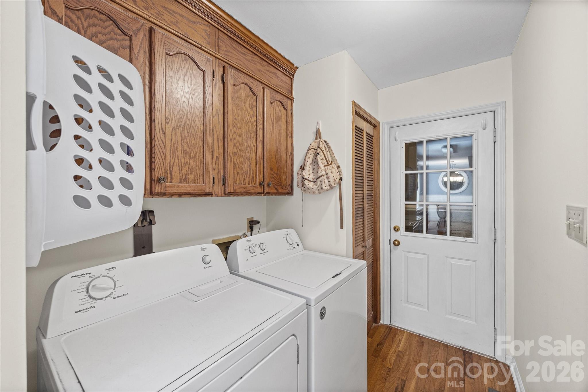 1670 Midbrook Drive Property Photo 15