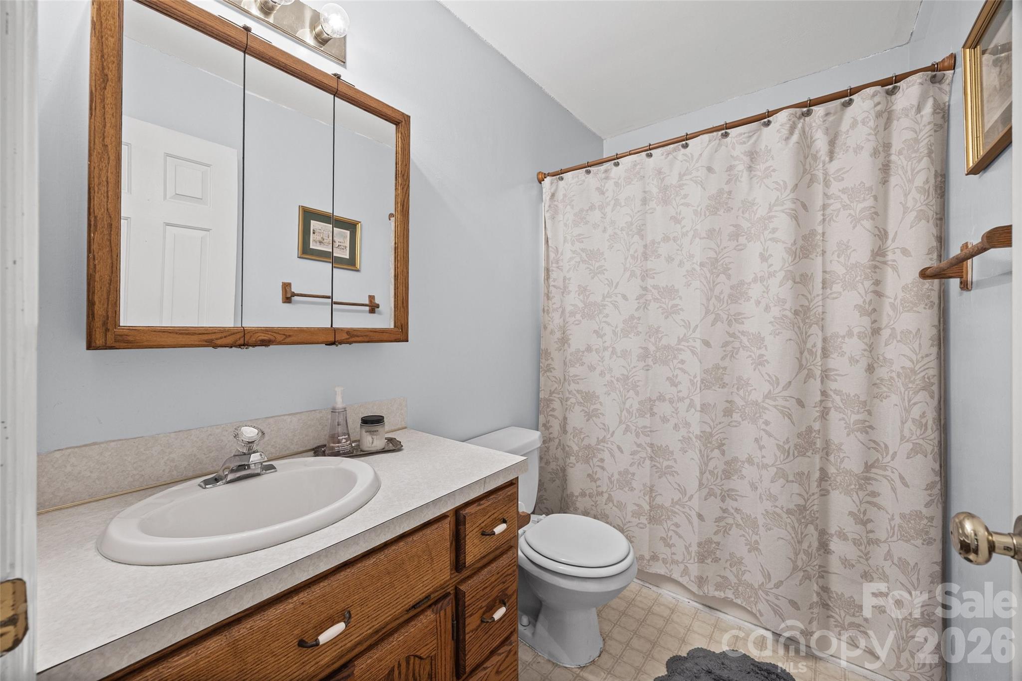 1670 Midbrook Drive Property Photo 23