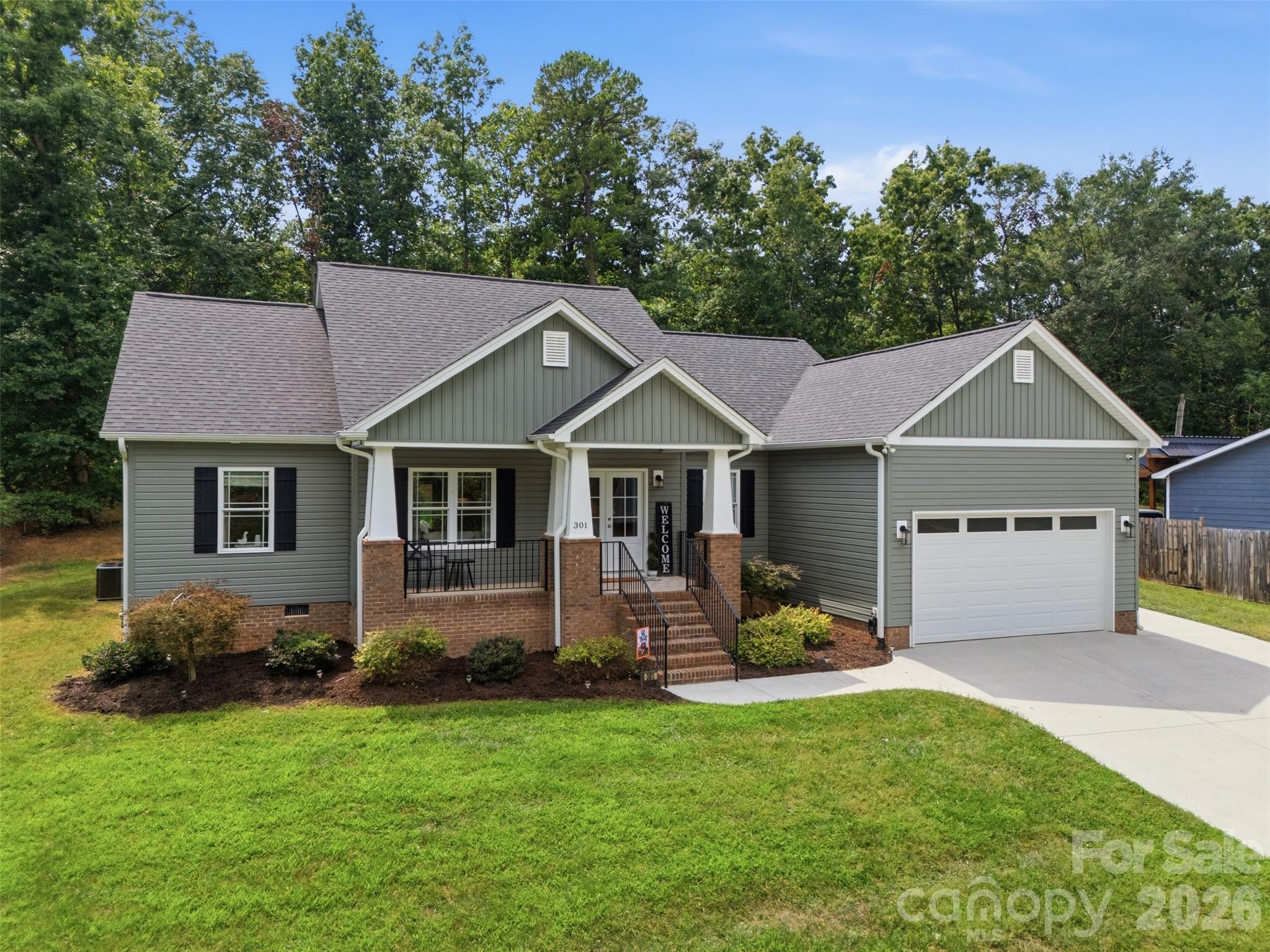 301 Pinehurst Drive Property Photo 4