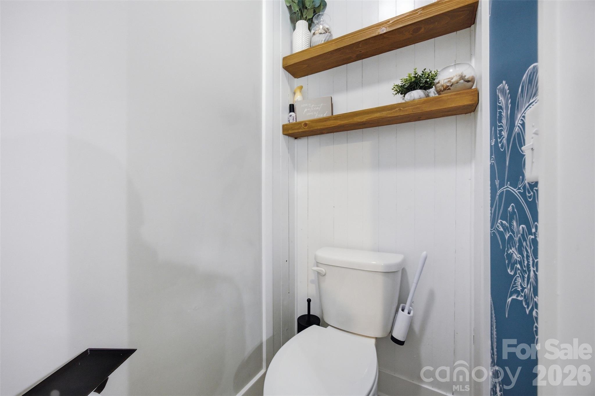 301 Pinehurst Drive Property Photo 17