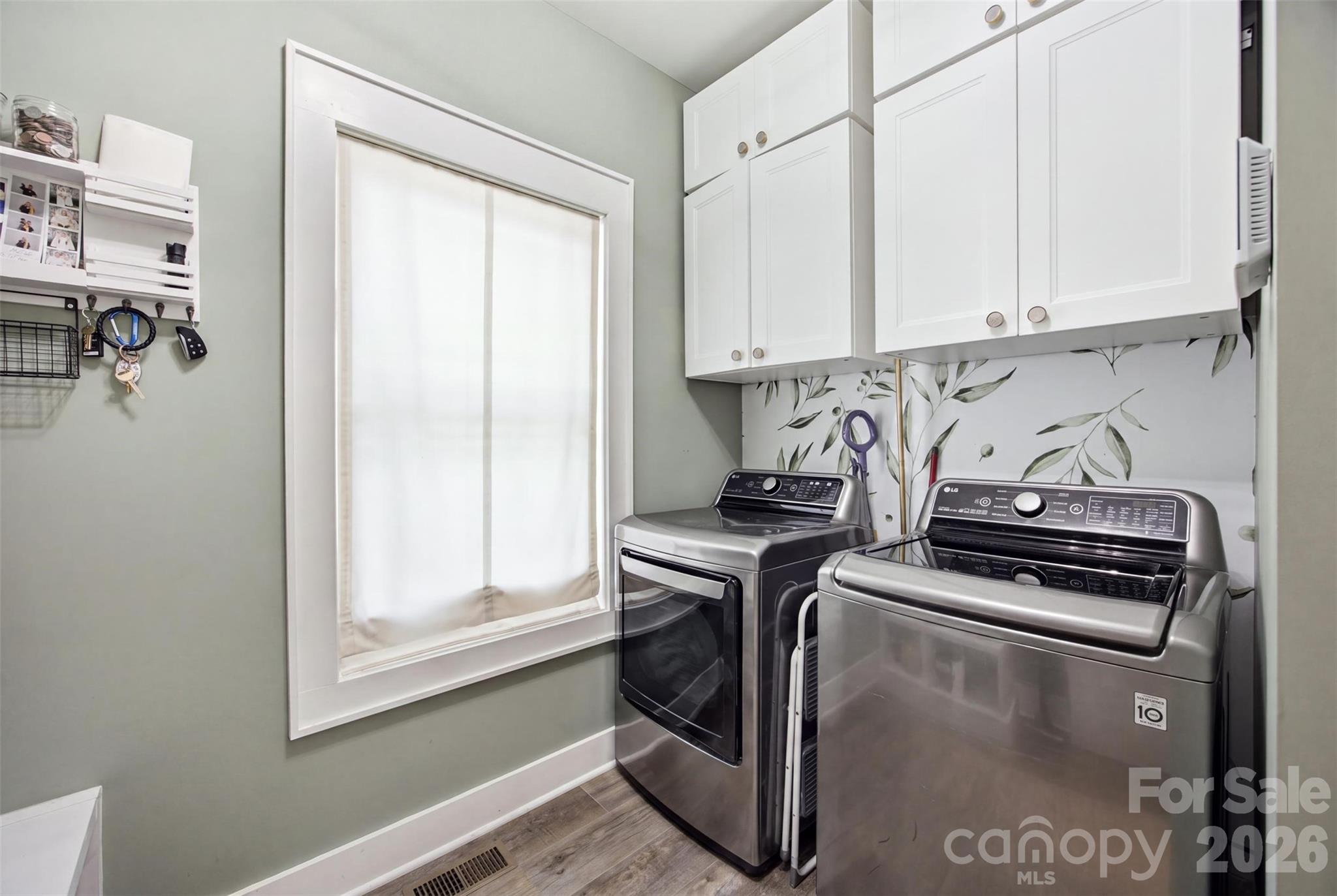 301 Pinehurst Drive Property Photo 26