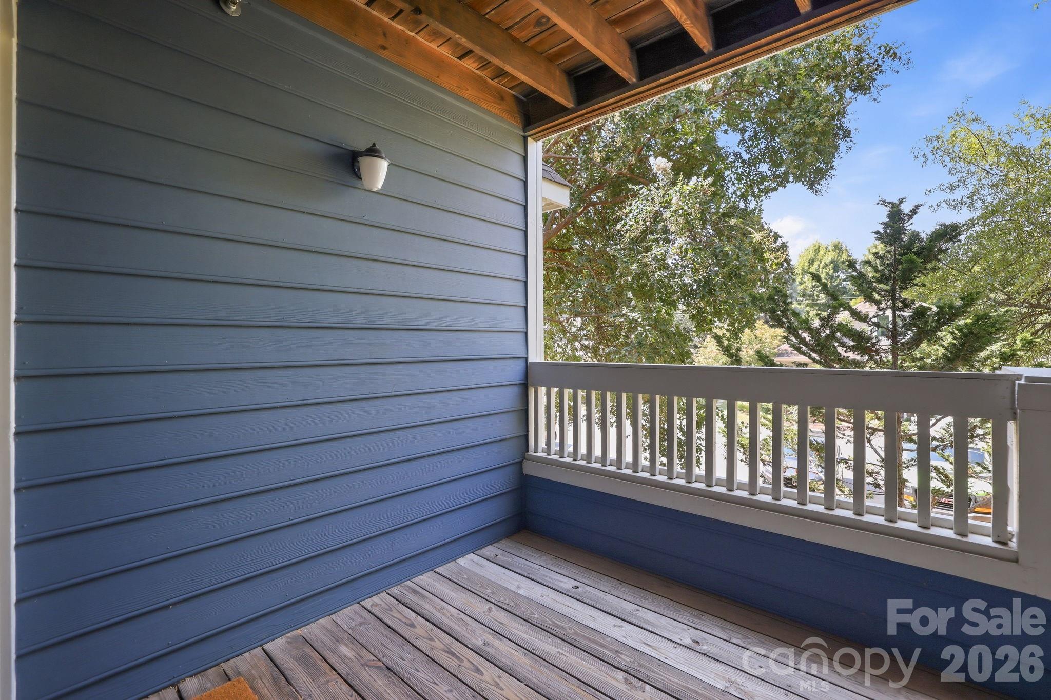 525 Olmsted Park Place Property Photo 19