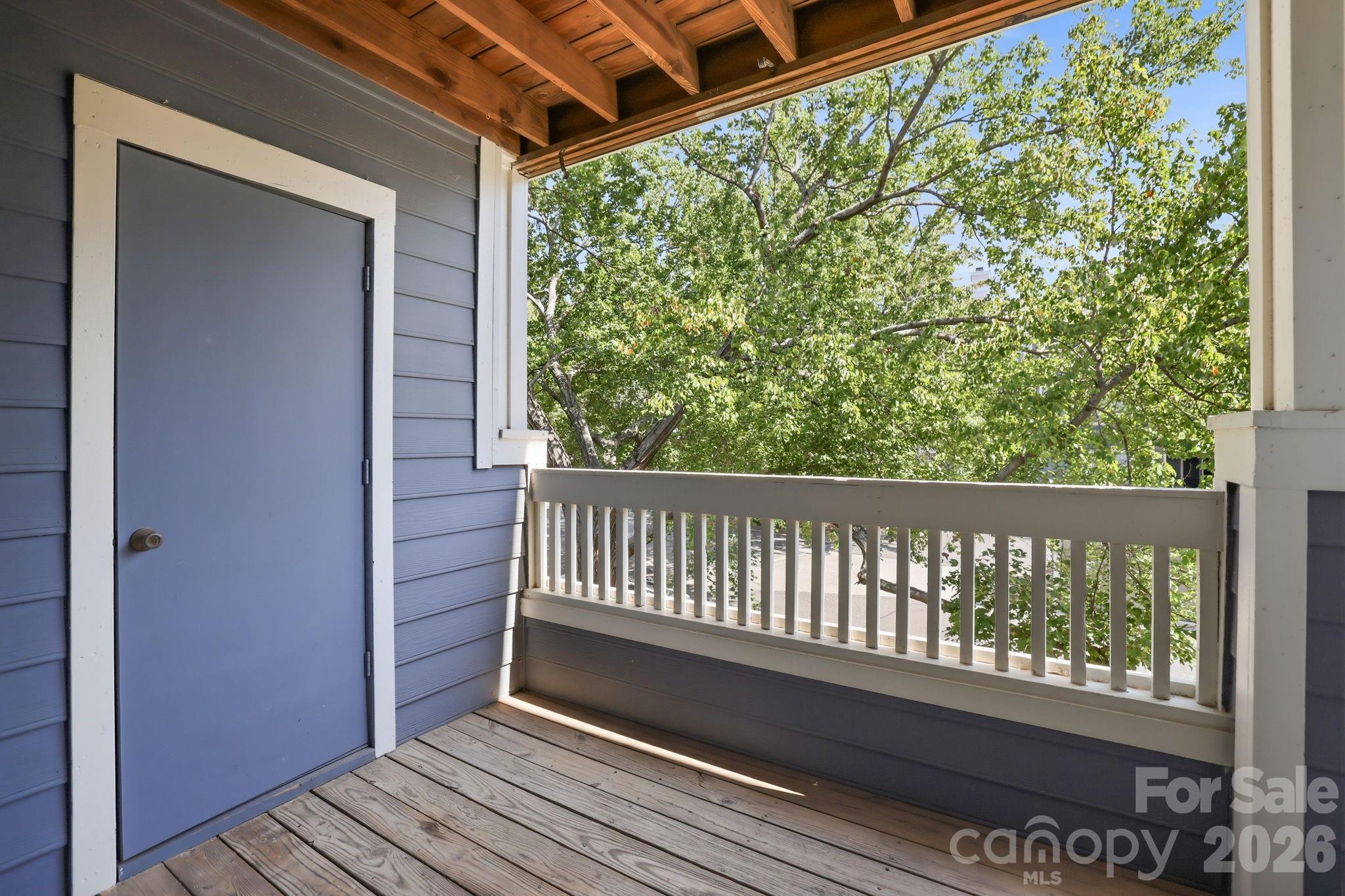 525 Olmsted Park Place Property Photo 21