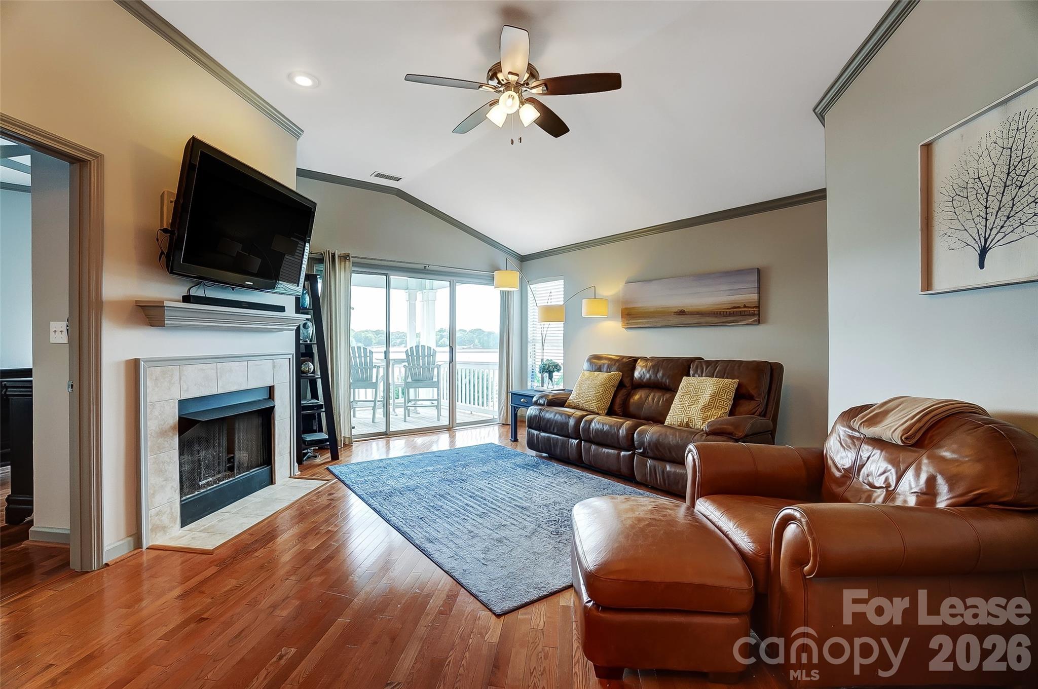 1339 Torrence Circle Property Photo 6