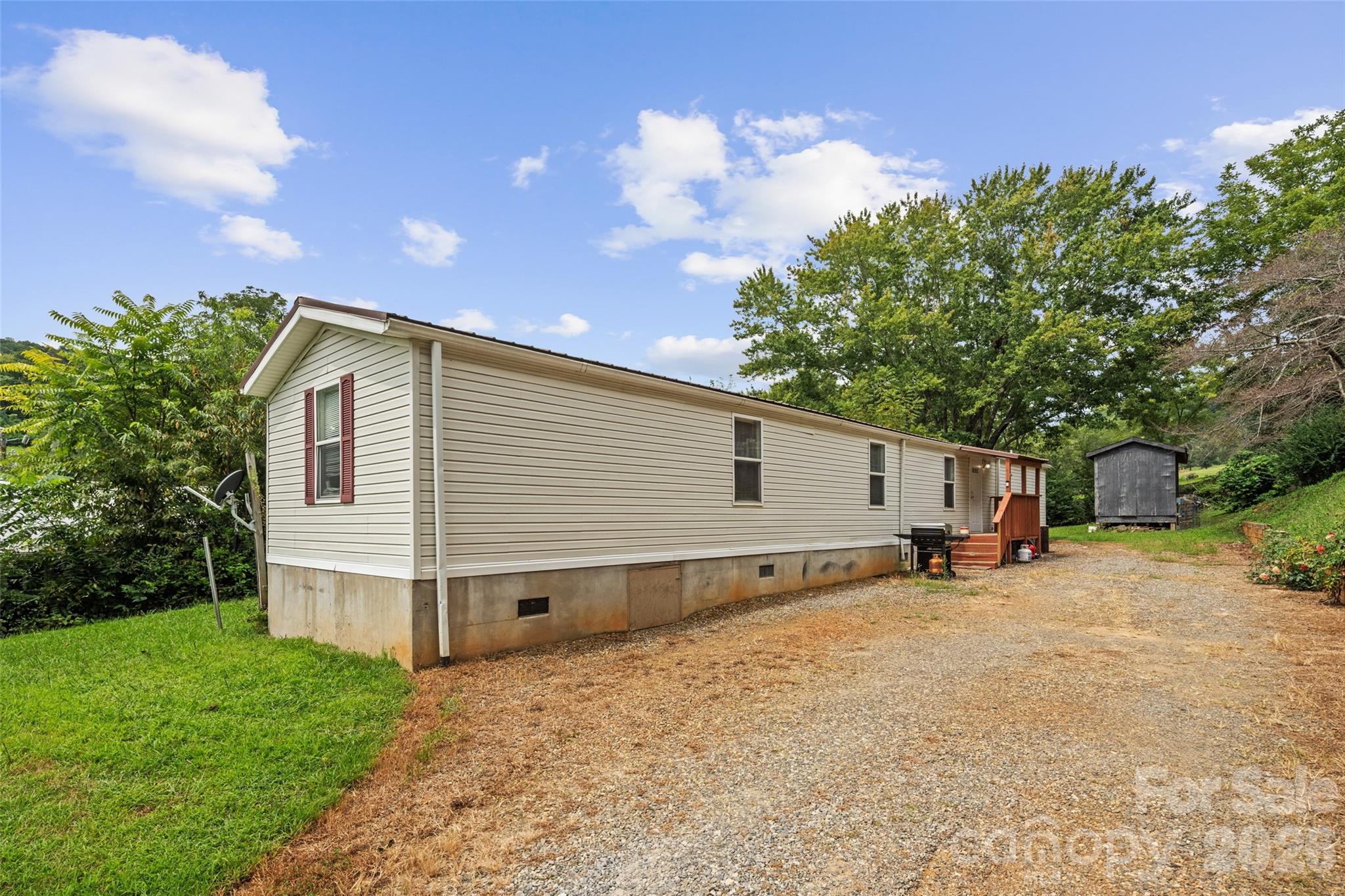 4 Briarcliff Terrace Property Photo 1
