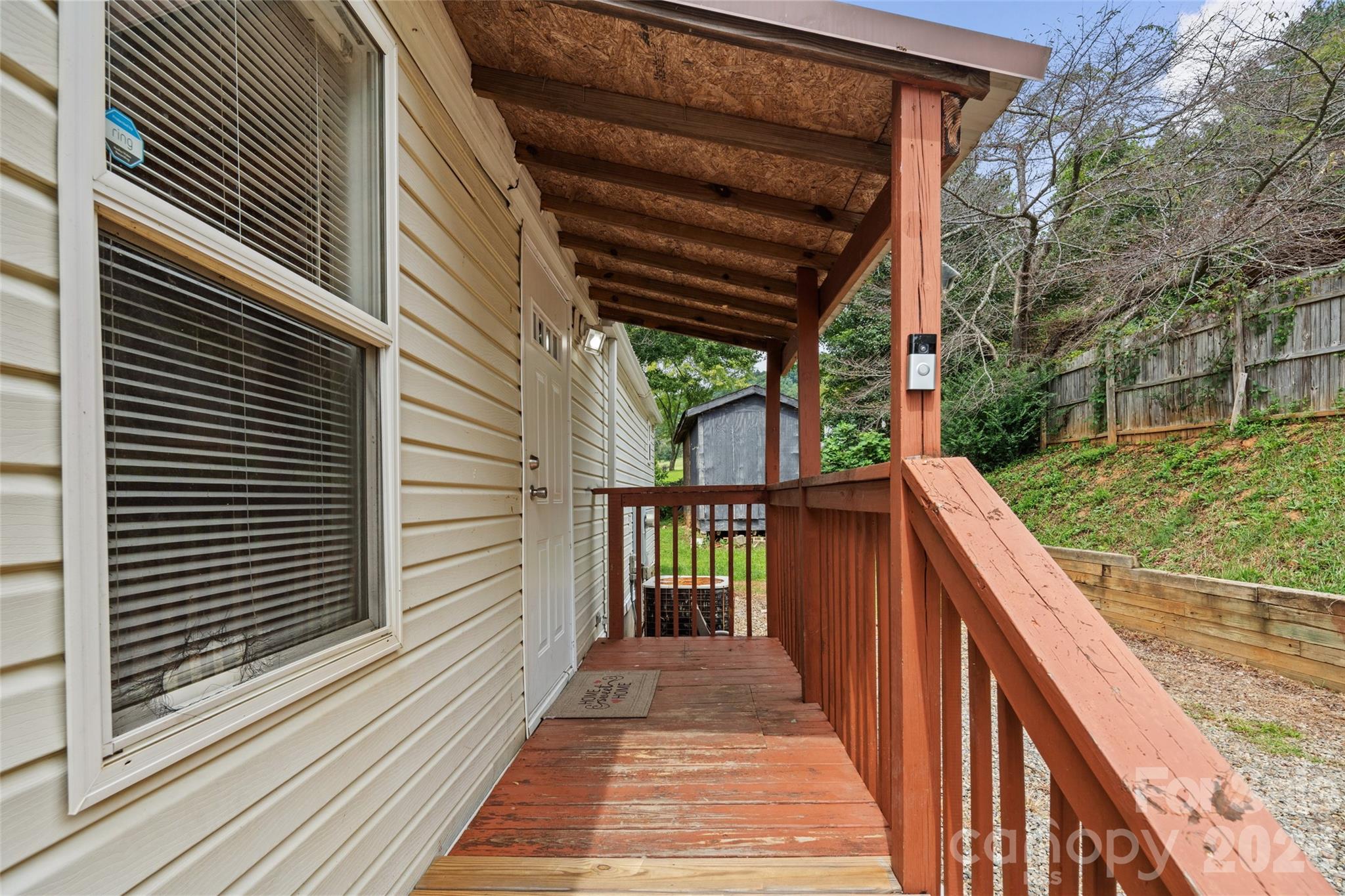 4 Briarcliff Terrace Property Photo 3