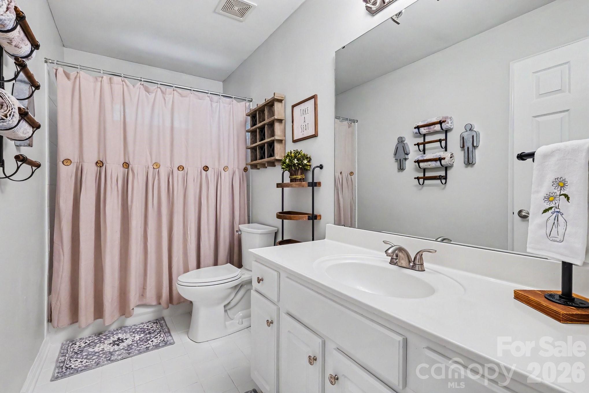 1924 Dearmon Drive Property Photo 27