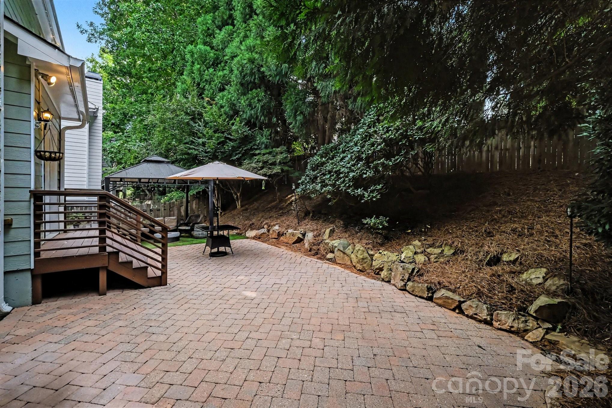 1924 Dearmon Drive Property Photo 29