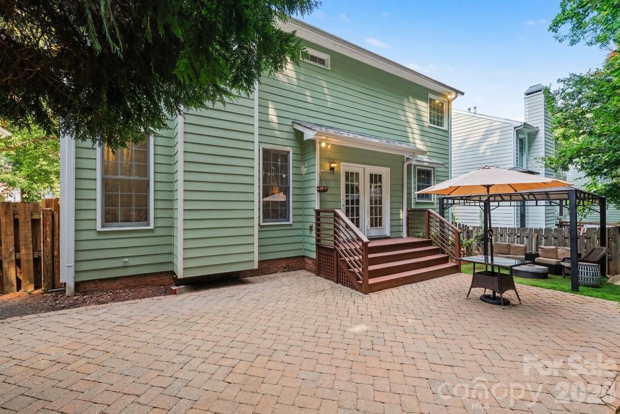1924 Dearmon Drive Property Photo 30