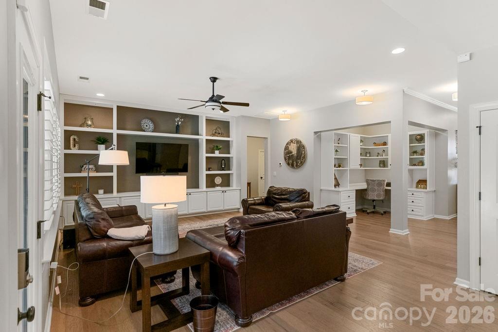 378 Broadleaf Drive Property Photo 19