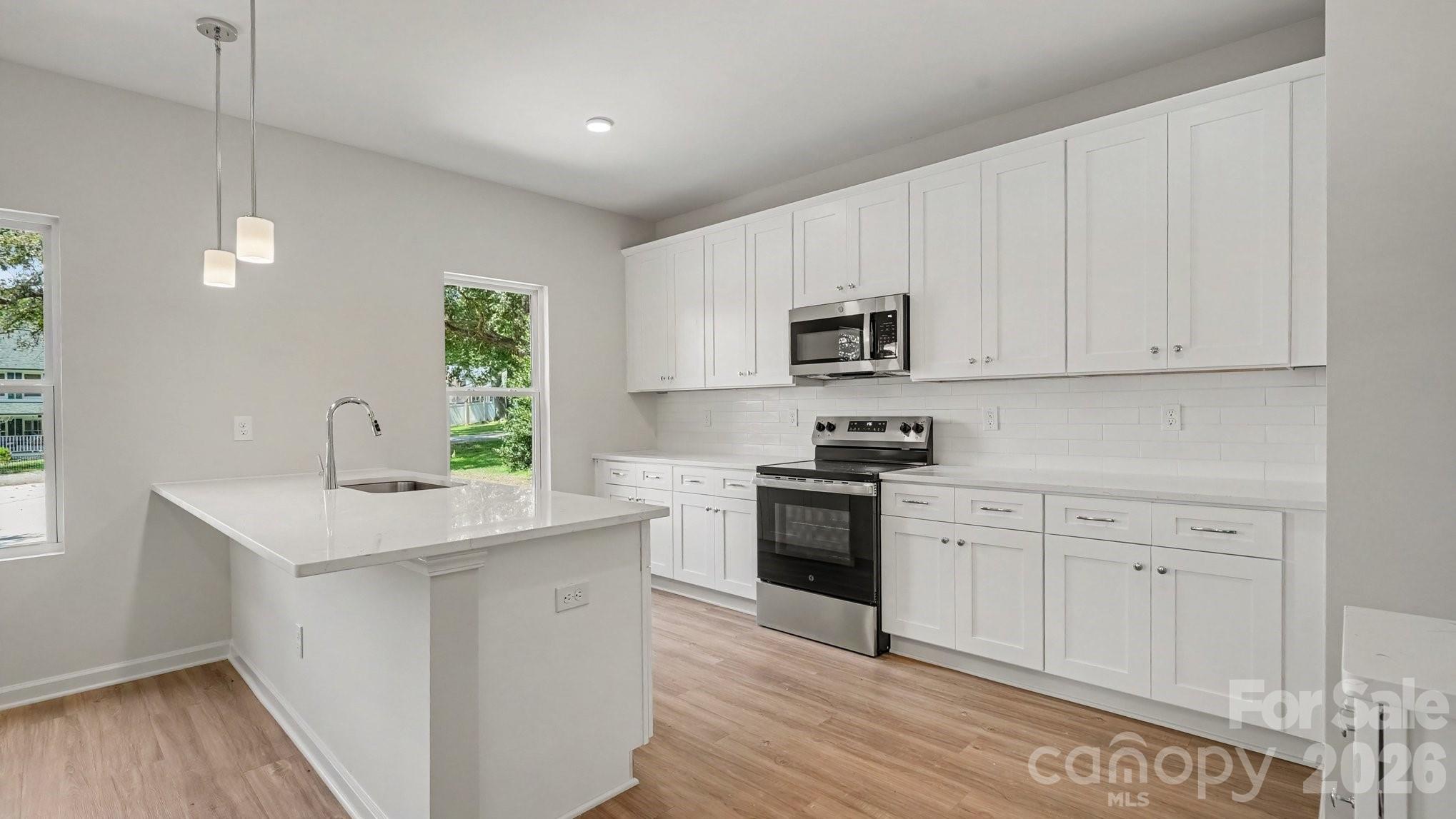 113 Little John Road Property Photo 3
