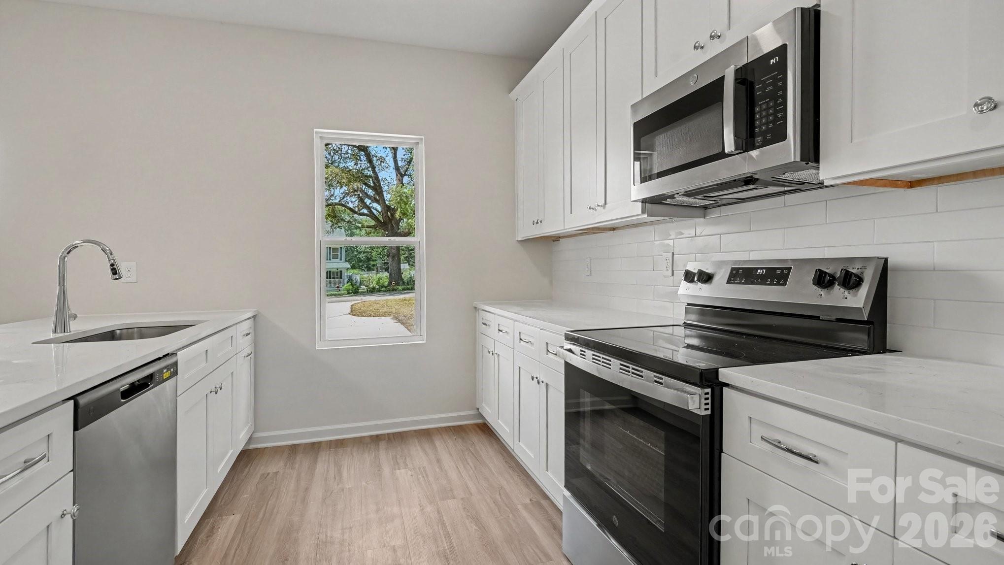 113 Little John Road Property Photo 6