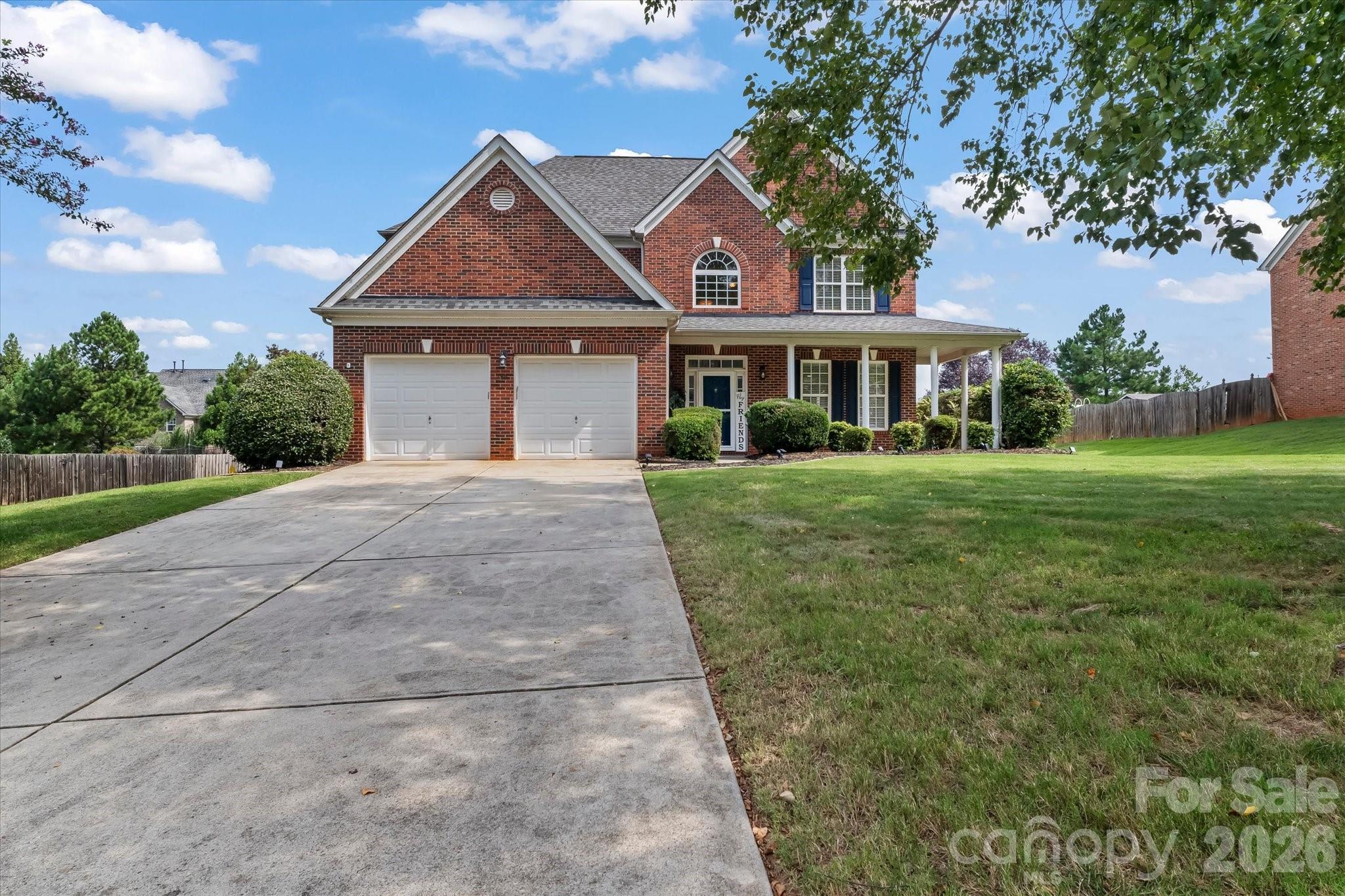 186 Autumn Frost Avenue Property Photo 2