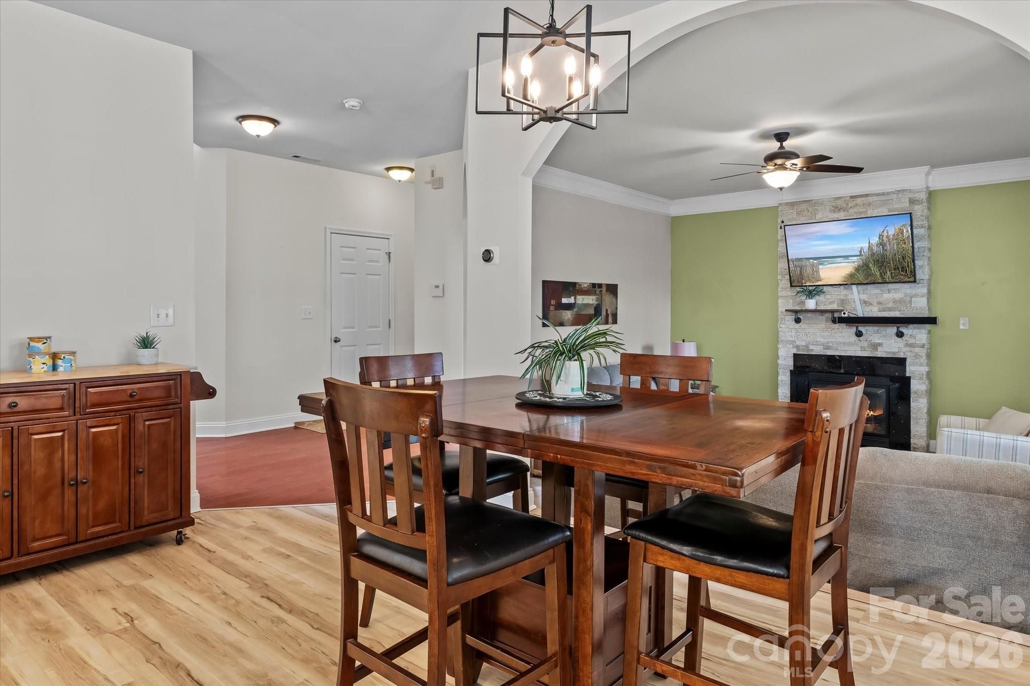 186 Autumn Frost Avenue Property Photo 4