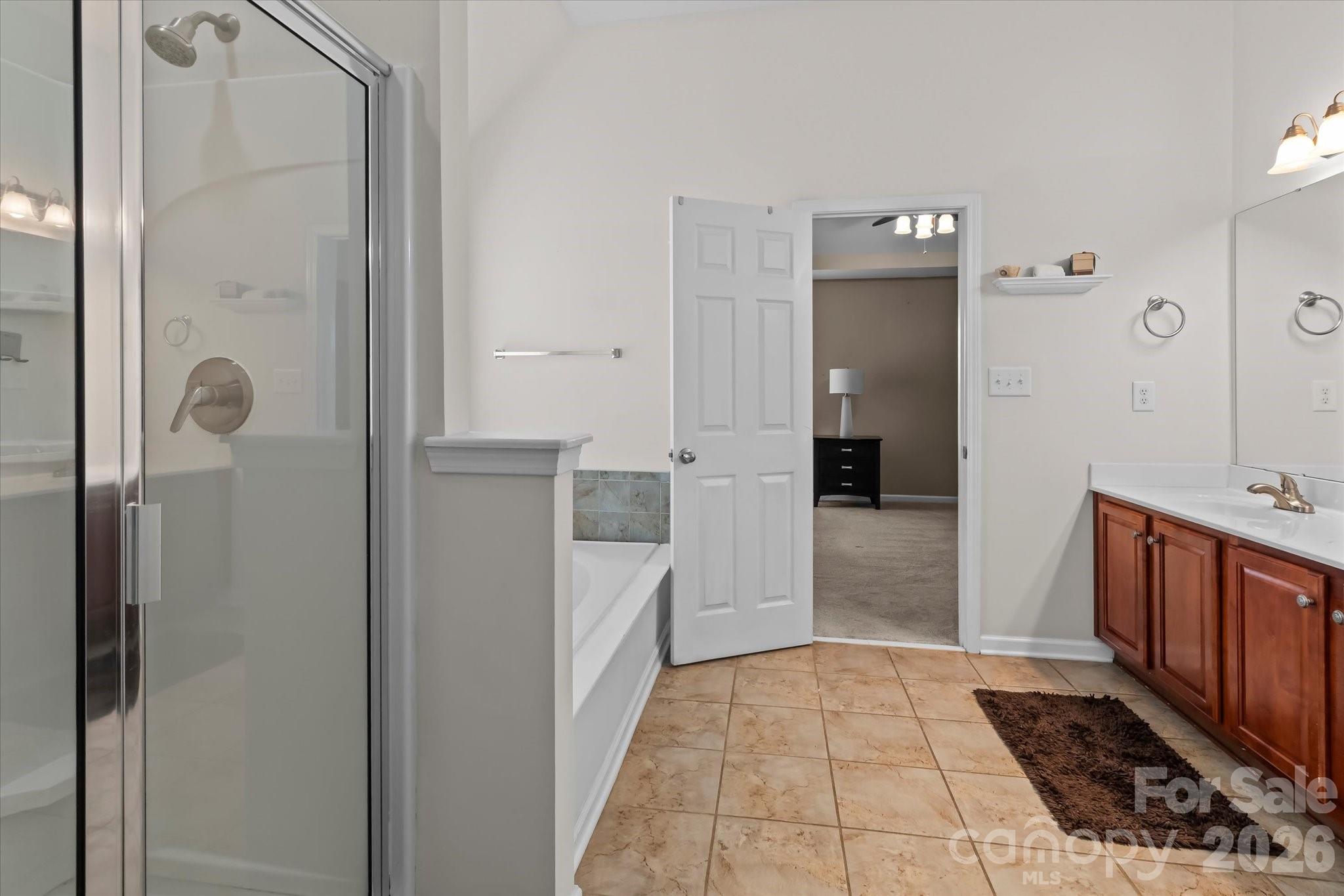 186 Autumn Frost Avenue Property Photo 28